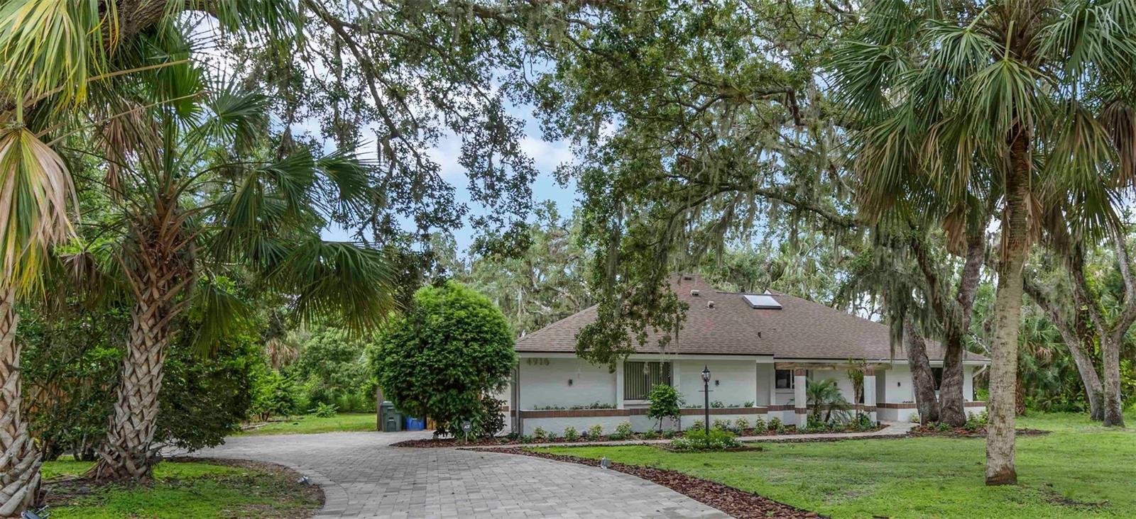 4916 HIDDEN OAKS TRL
