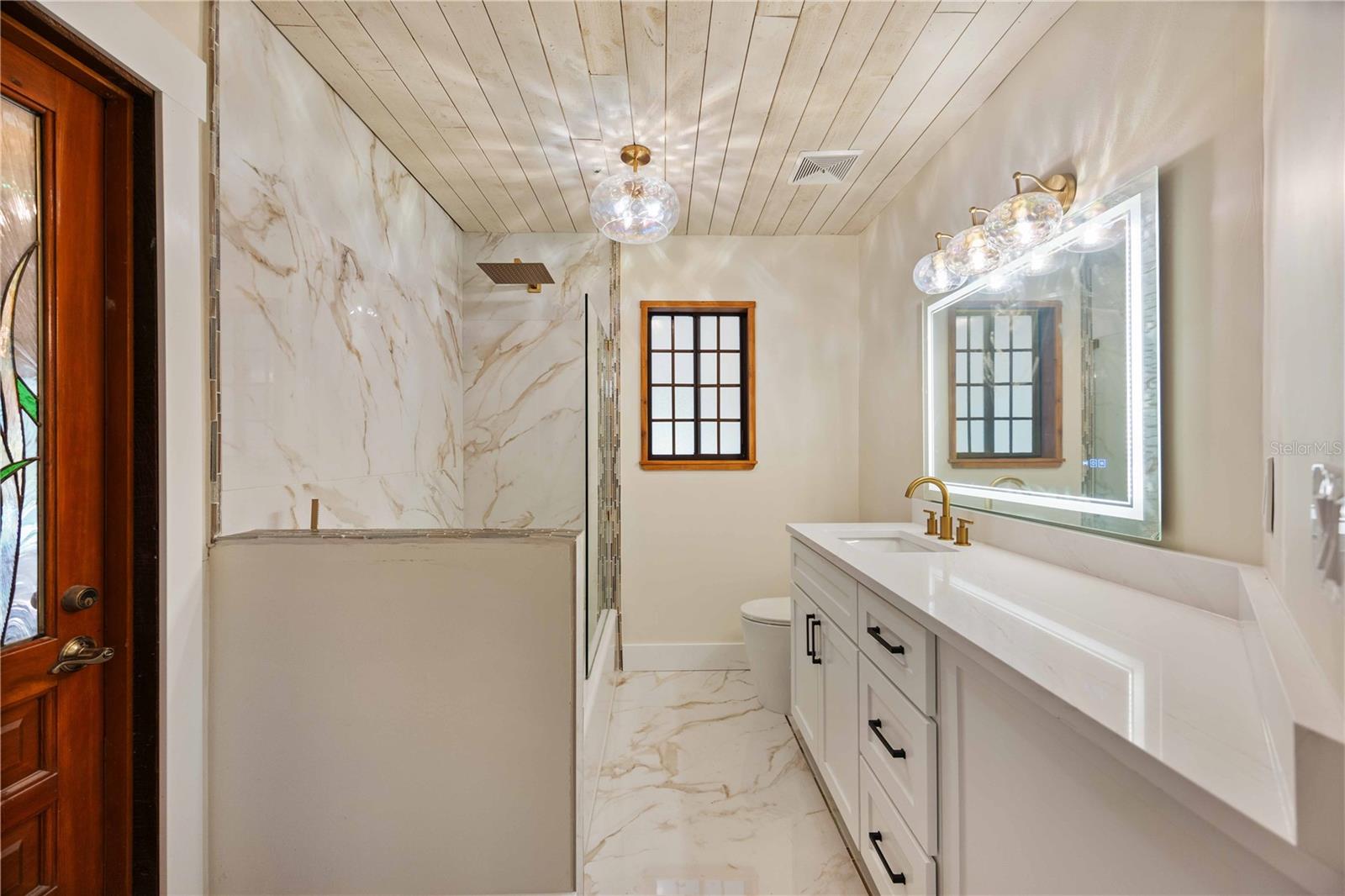 4916 HIDDEN OAKS TRL
