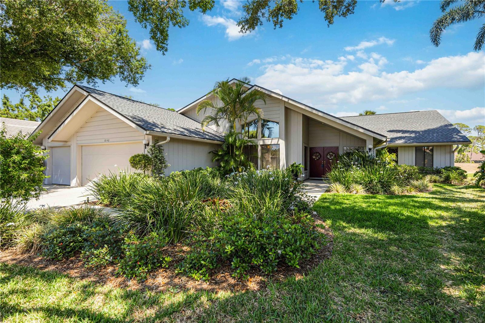 8142 MISTY OAKS BLVD