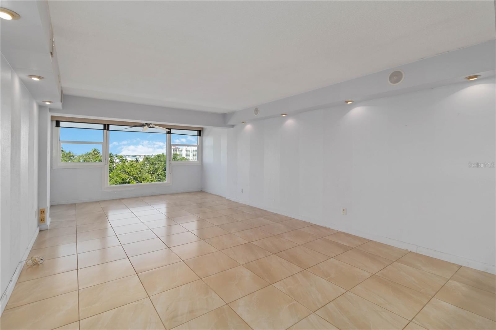 33 S GULFSTREAM AVE #502