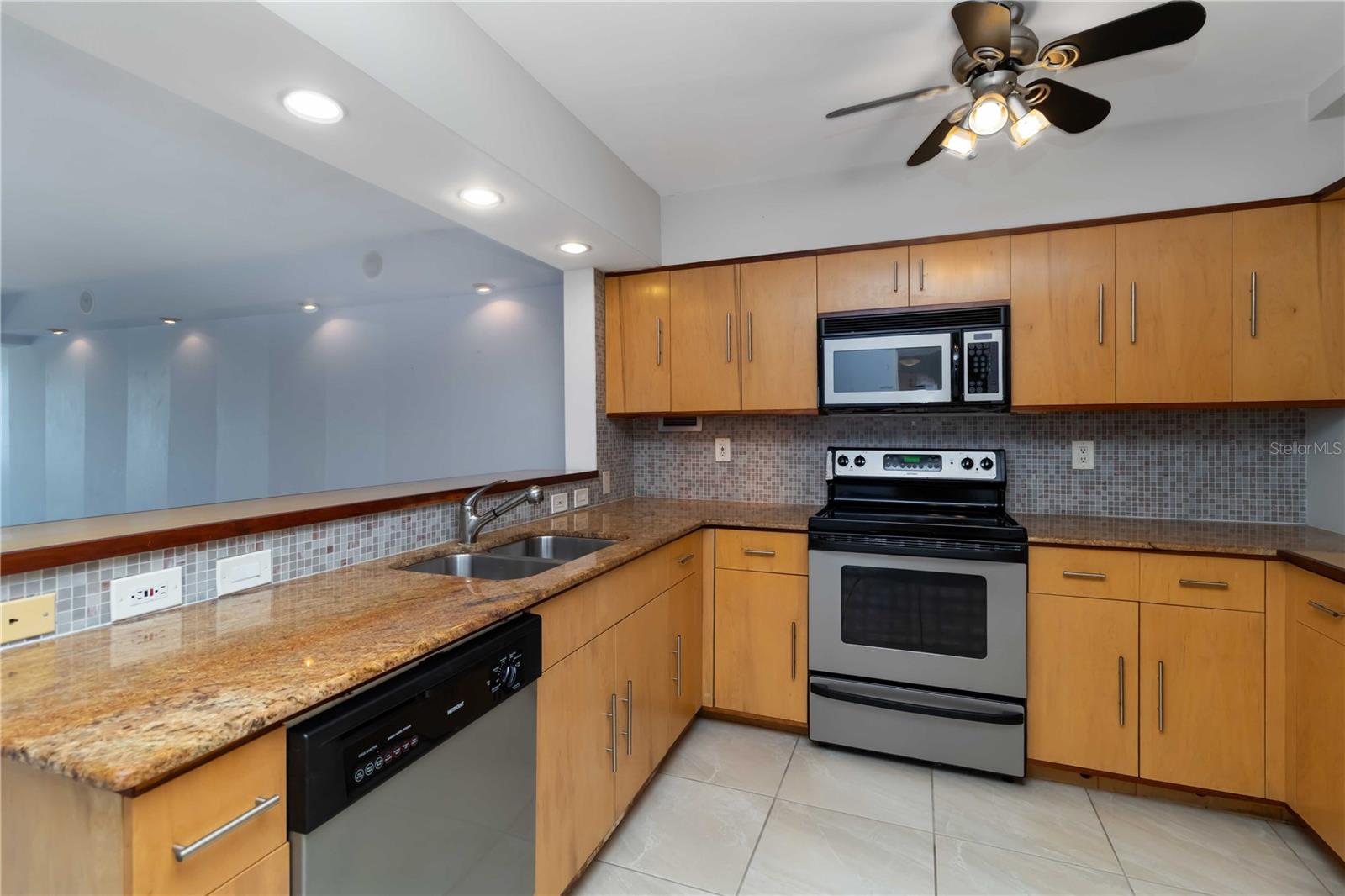 33 S GULFSTREAM AVE #502