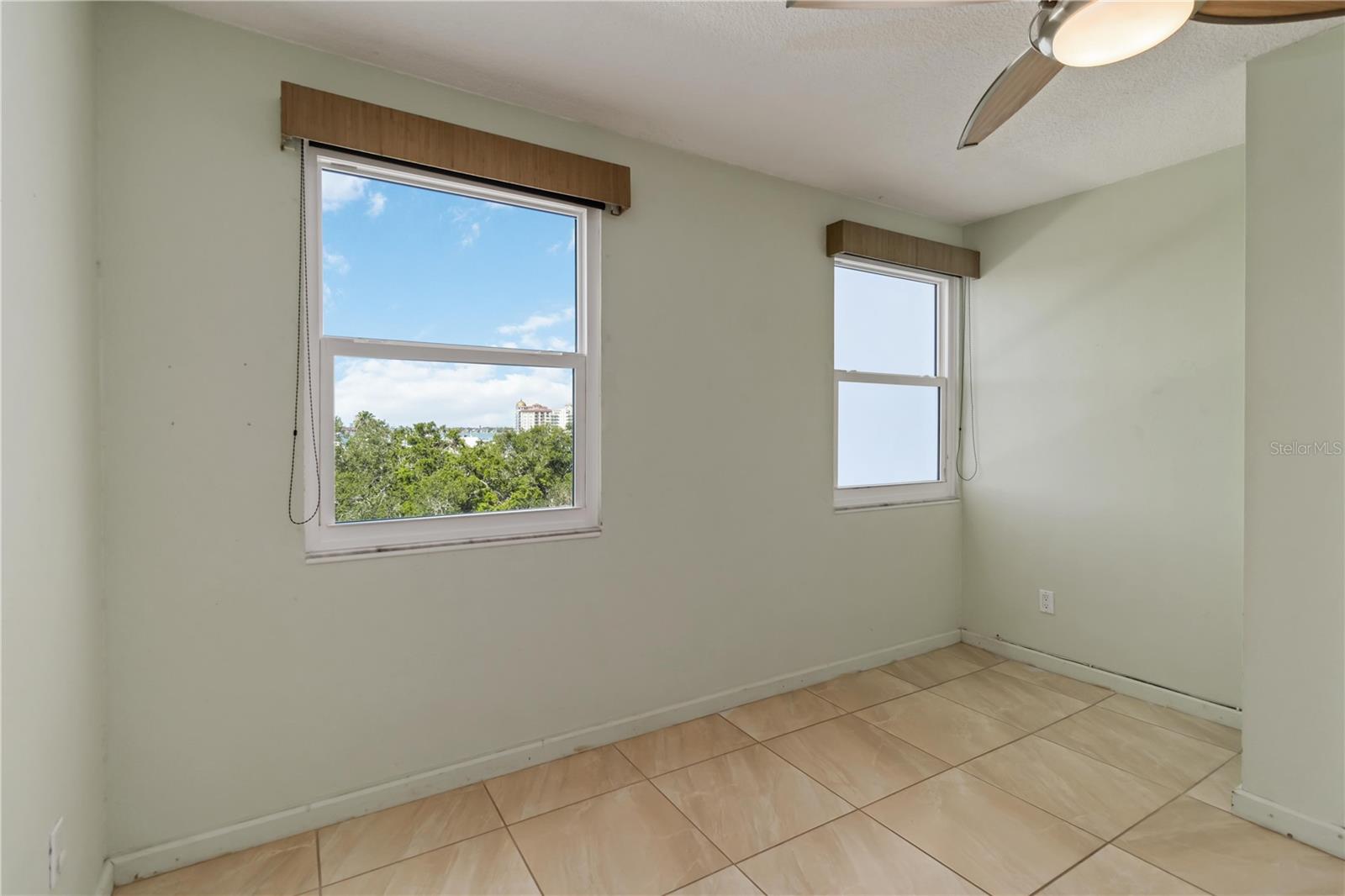 33 S GULFSTREAM AVE #502