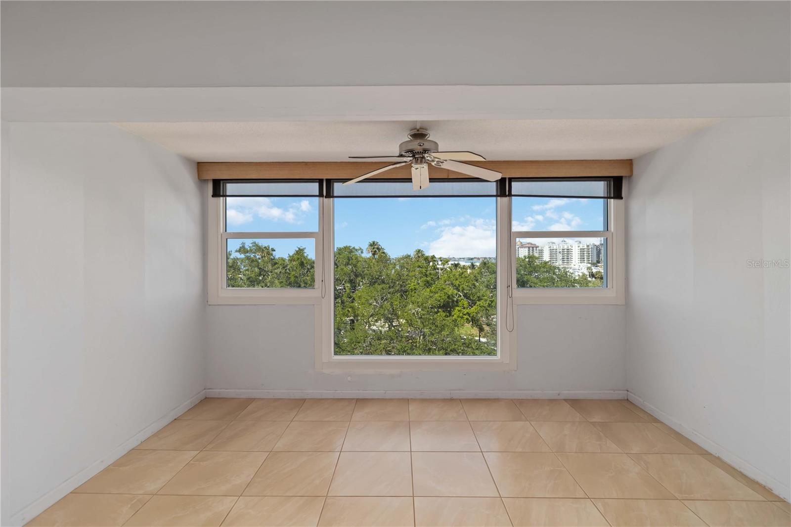 33 S GULFSTREAM AVE #502