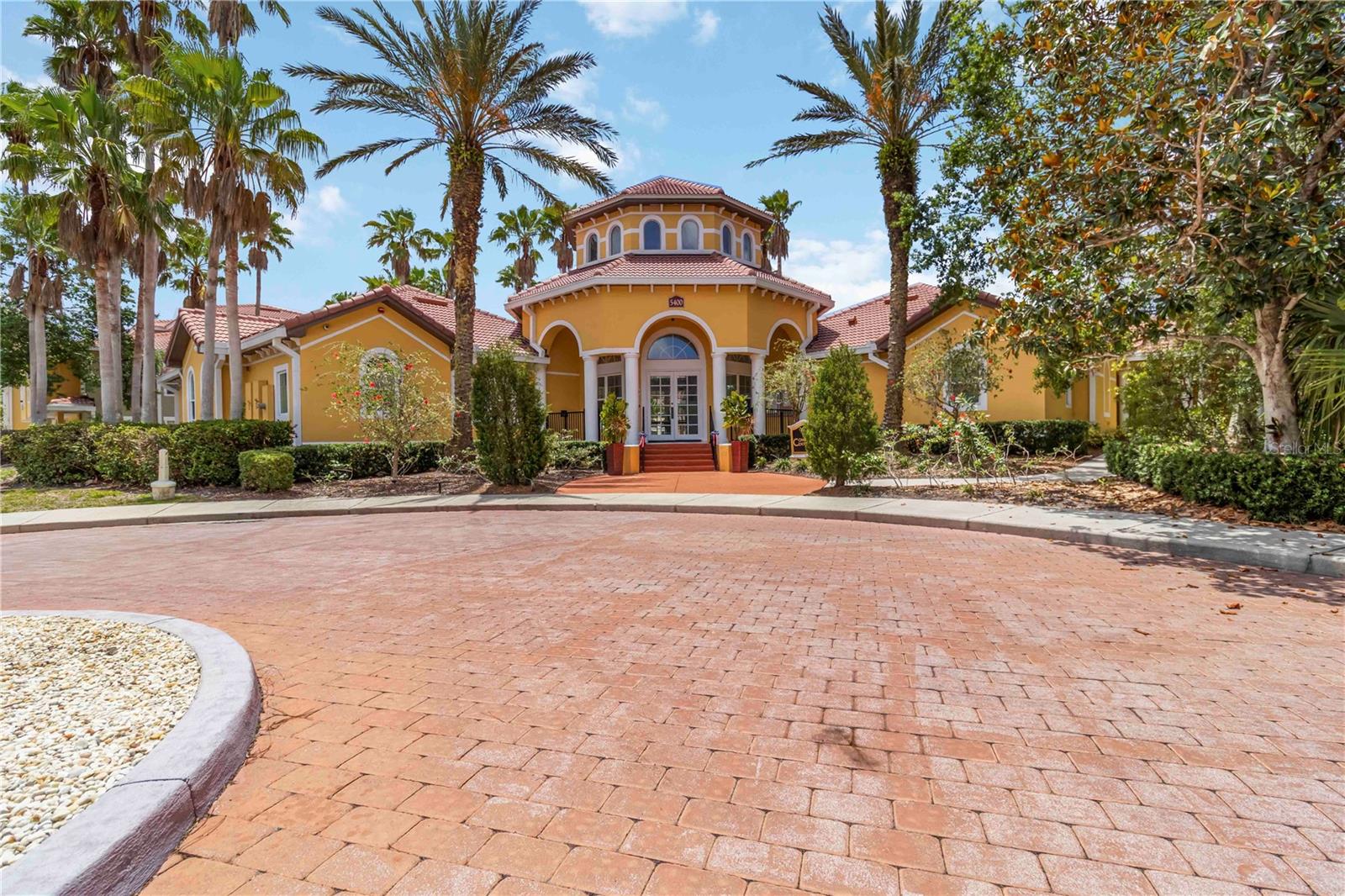 5401 BENTGRASS DR #1-113