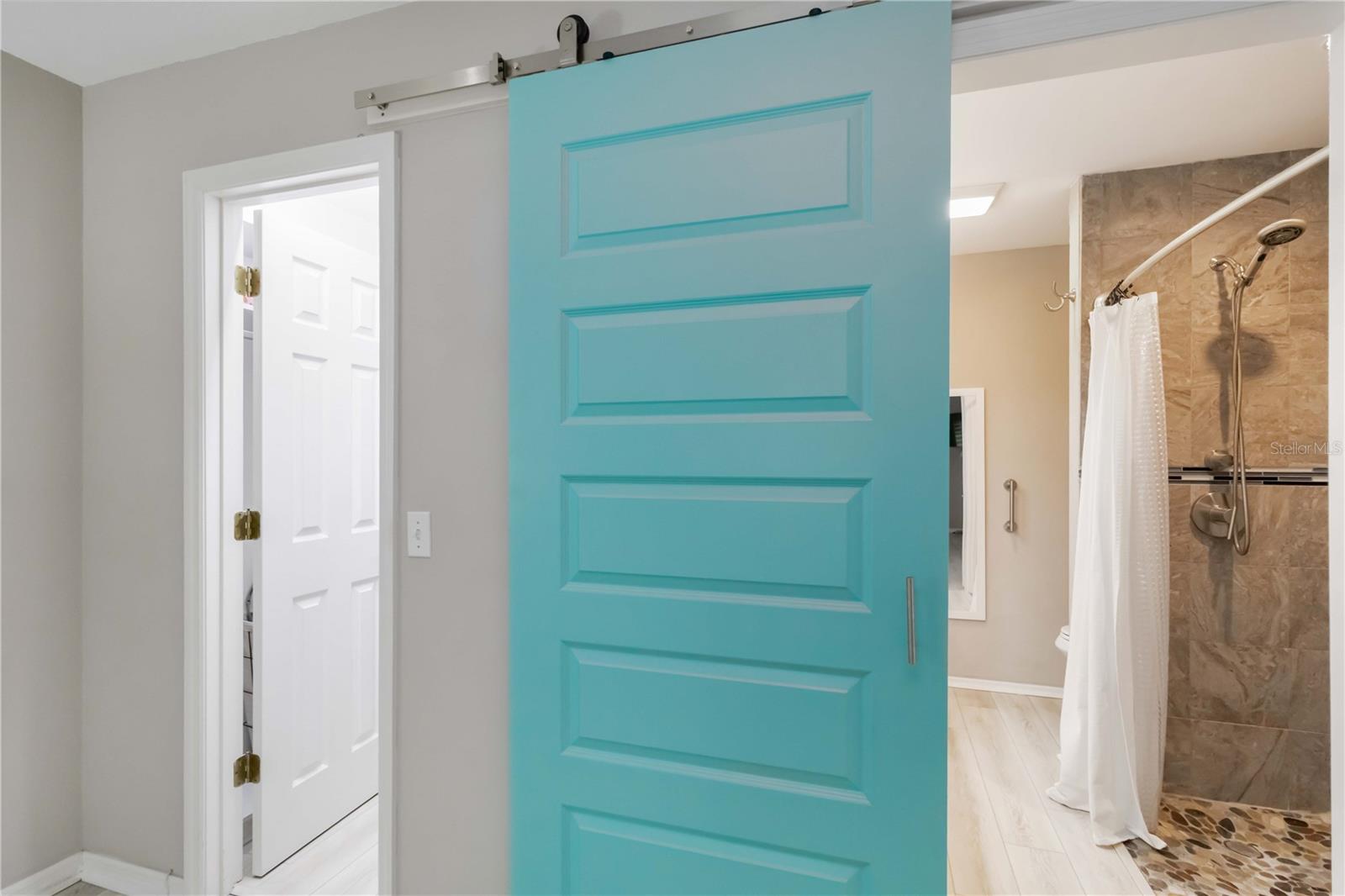 4629 WHIRLAWAY DR #B