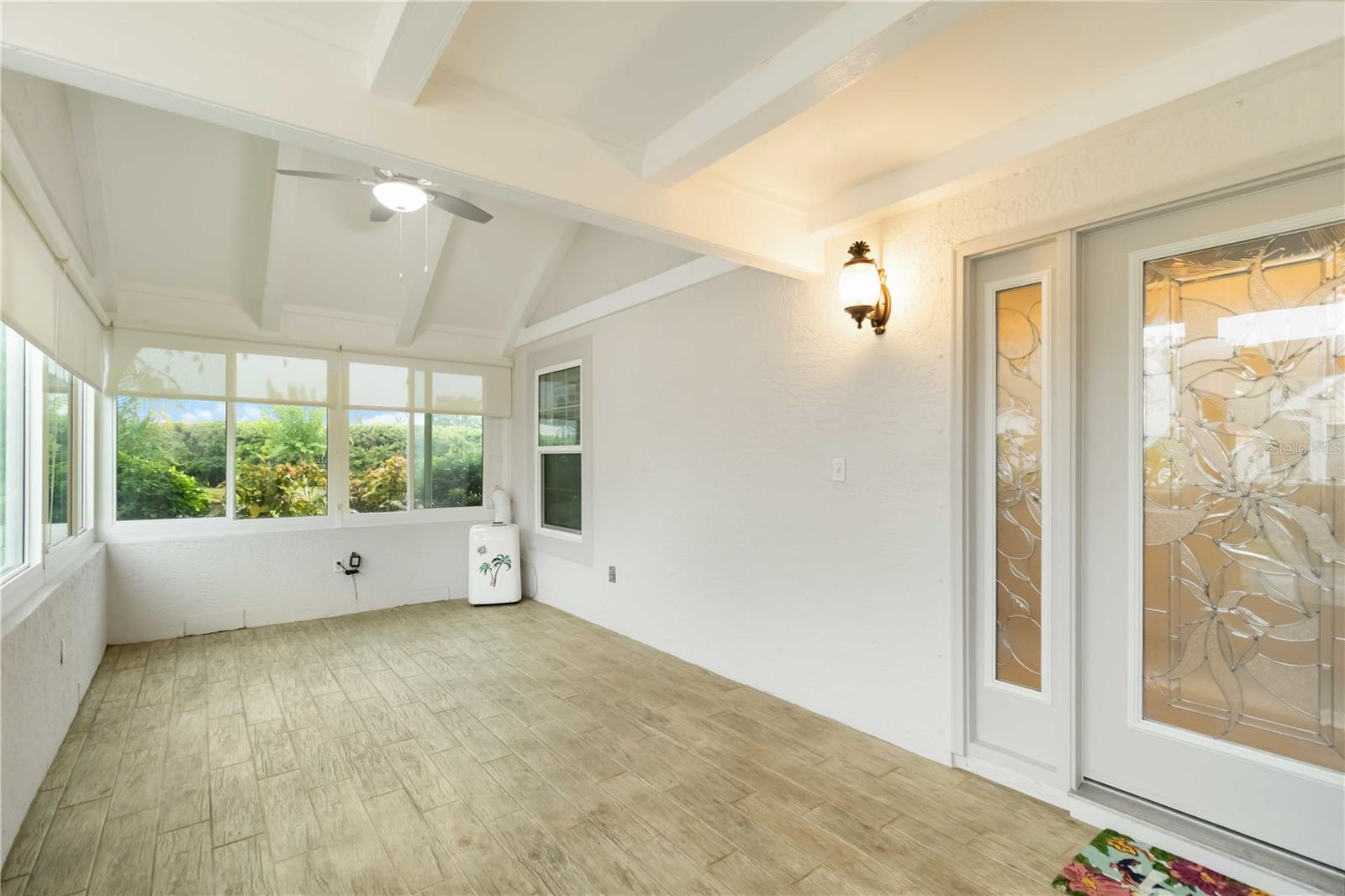 4629 WHIRLAWAY DR #B