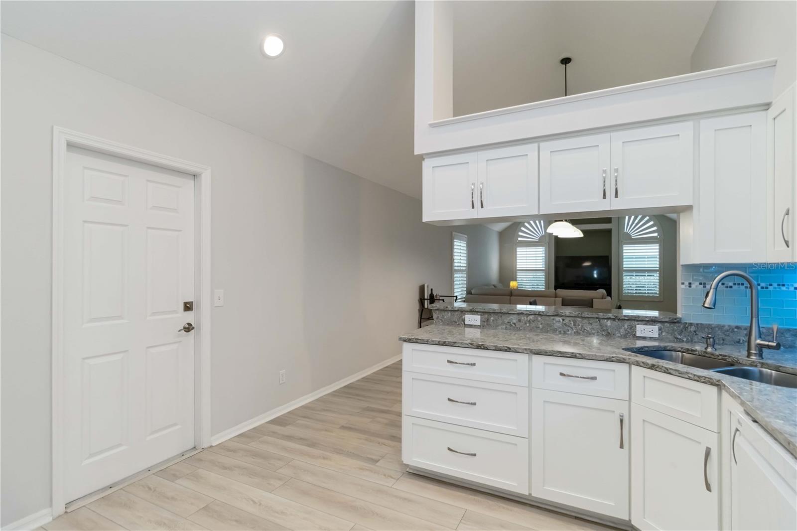 4629 WHIRLAWAY DR #B