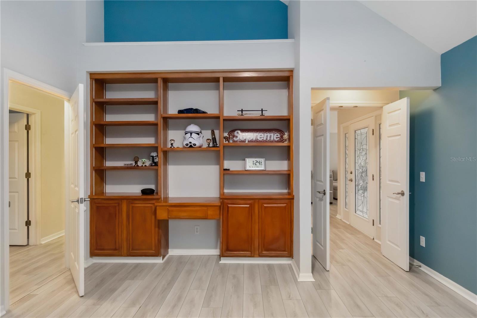 4629 WHIRLAWAY DR #B