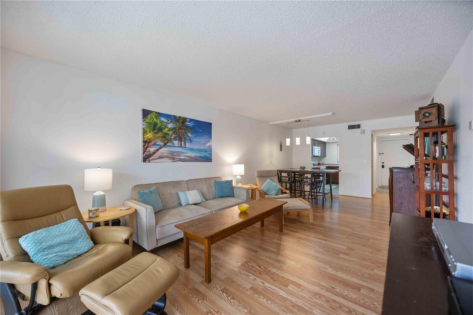 2220 STICKNEY POINT RD #528