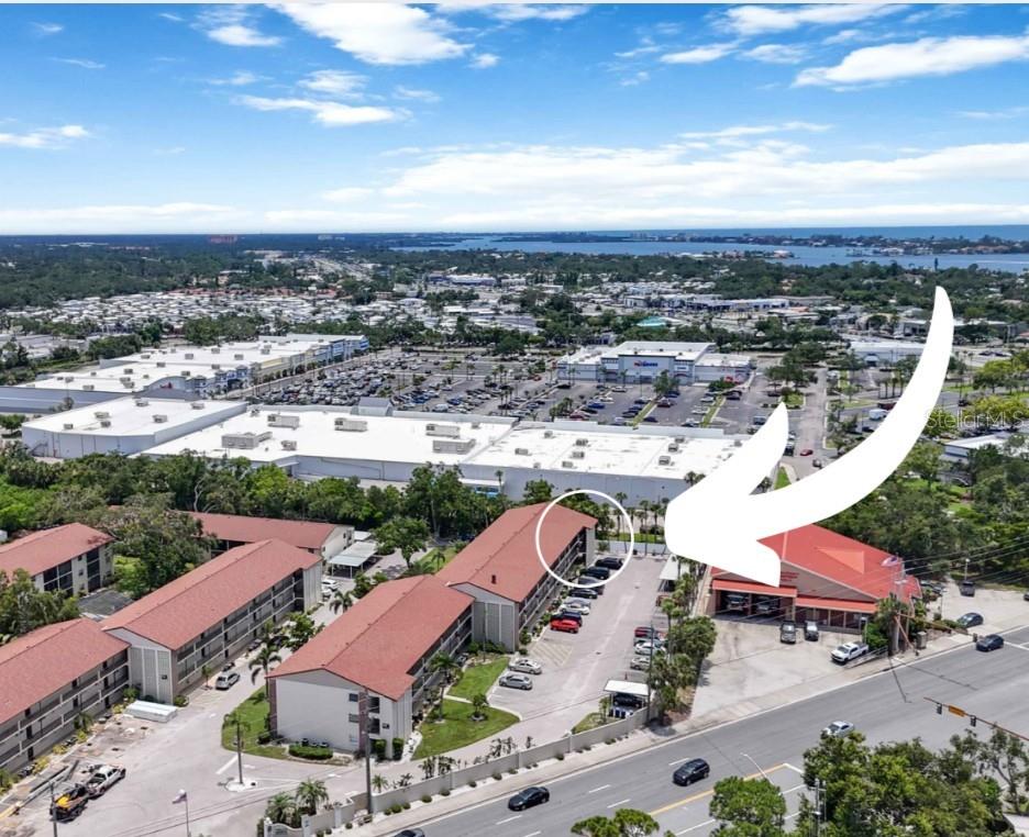 2220 STICKNEY POINT RD #528