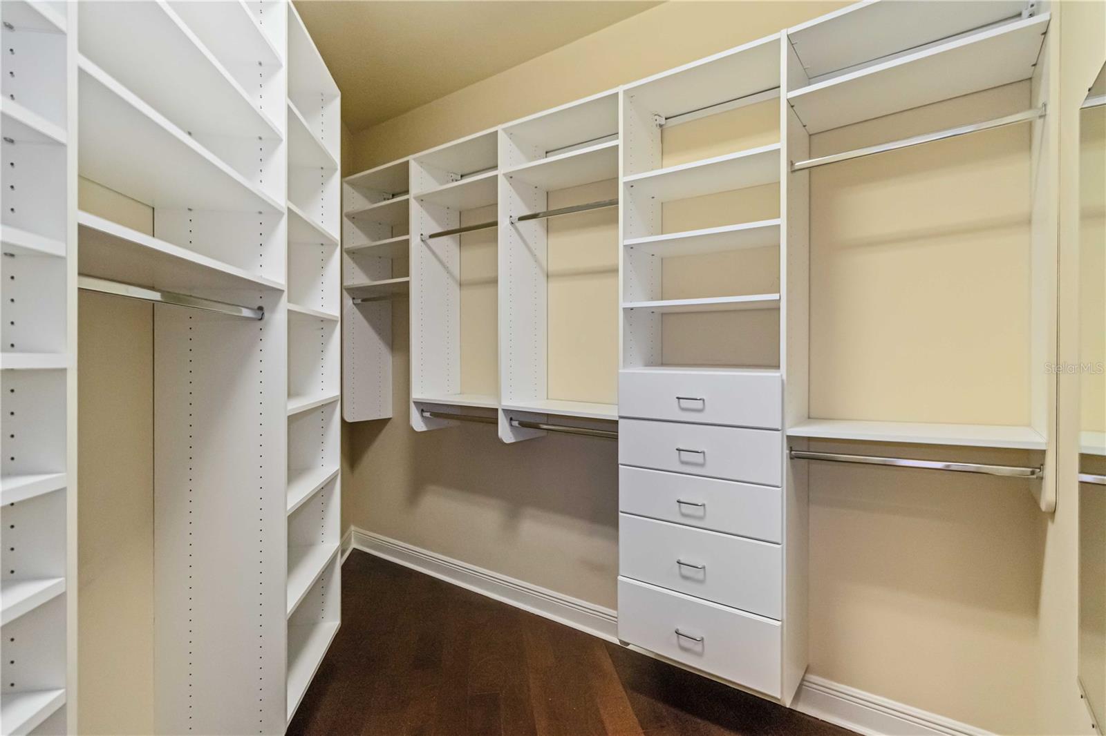 8993 WILDLIFE LOOP