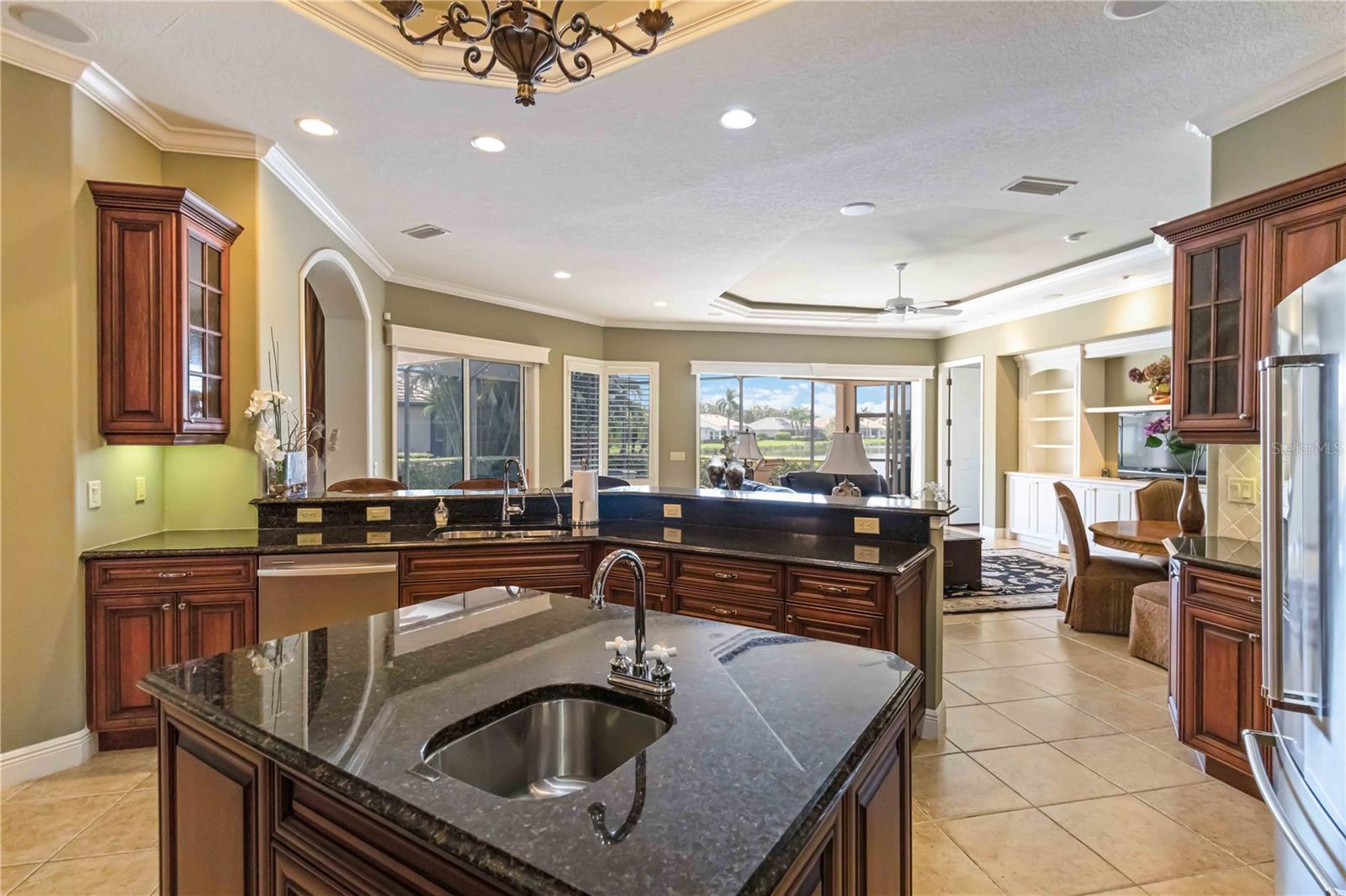 8993 WILDLIFE LOOP