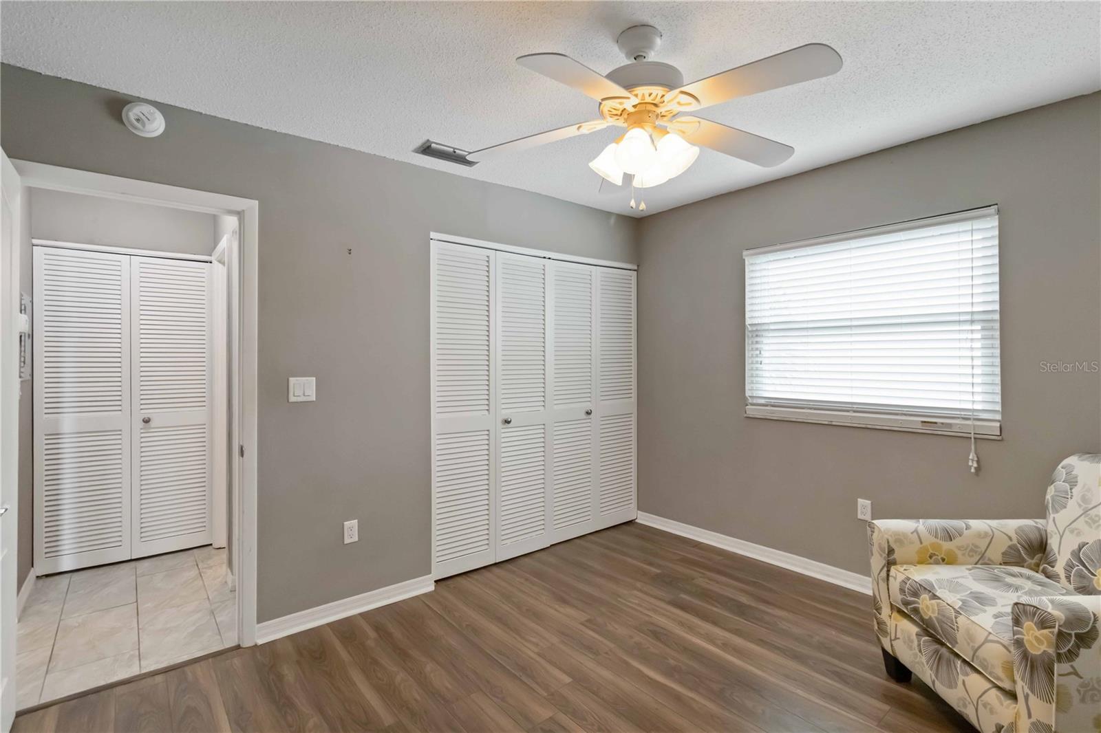 2300 STICKNEY POINT RD #125