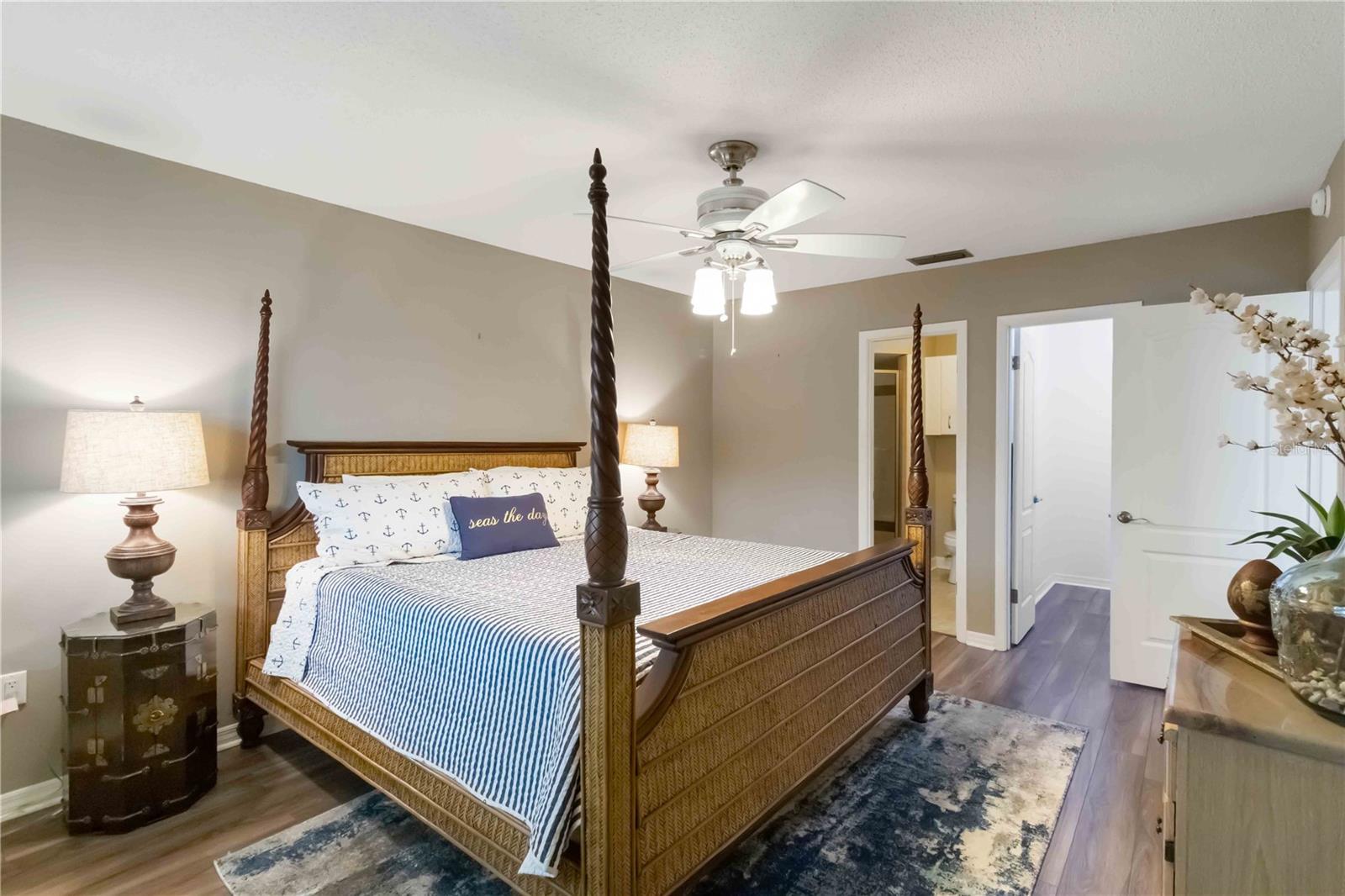 2300 STICKNEY POINT RD #125