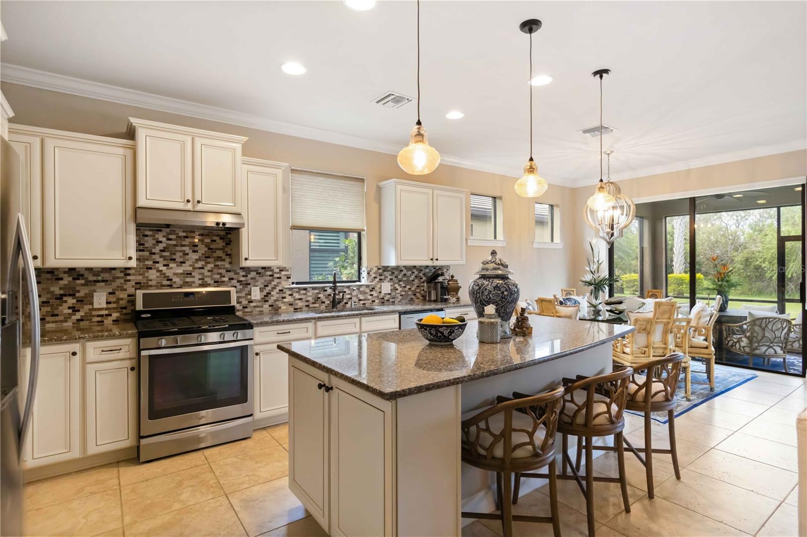 5942 CASPIAN TERN DR