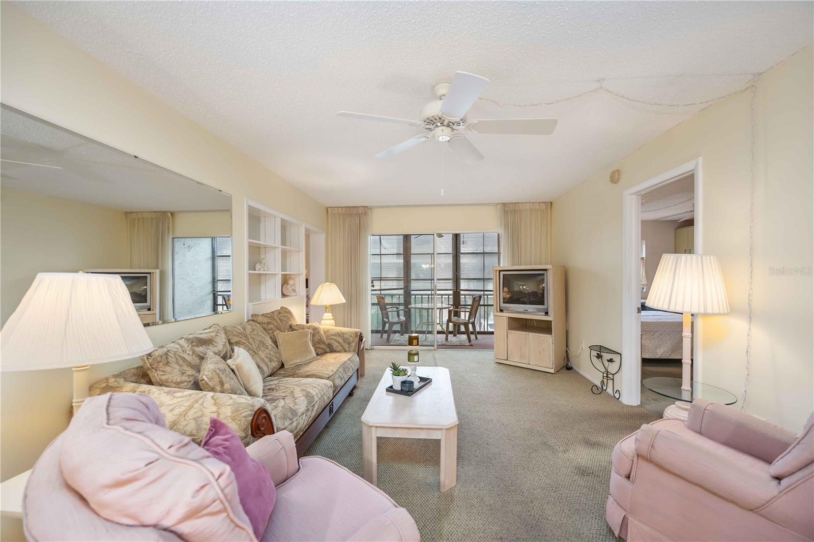 2220 STICKNEY POINT RD #524