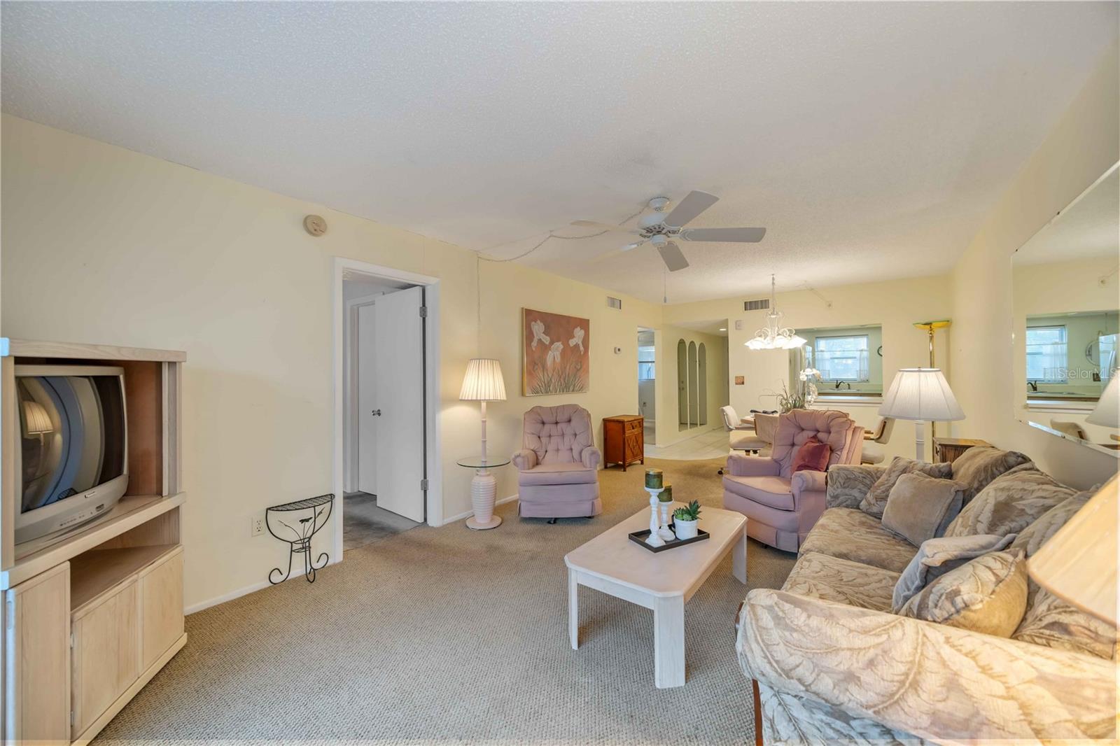 2220 STICKNEY POINT RD #524