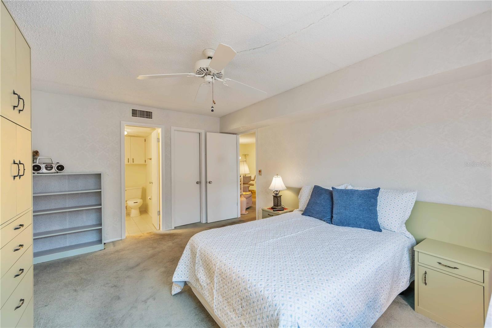 2220 STICKNEY POINT RD #524