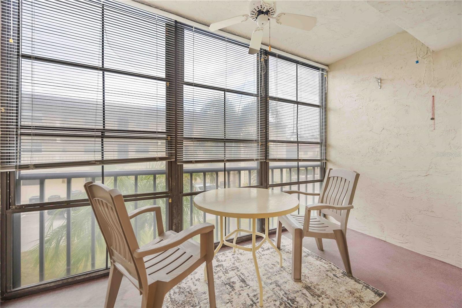 2220 STICKNEY POINT RD #524