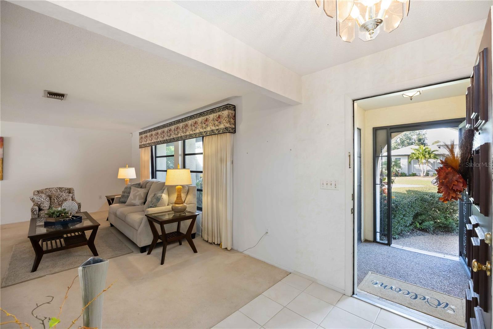 3947 COUNTRY VIEW DR