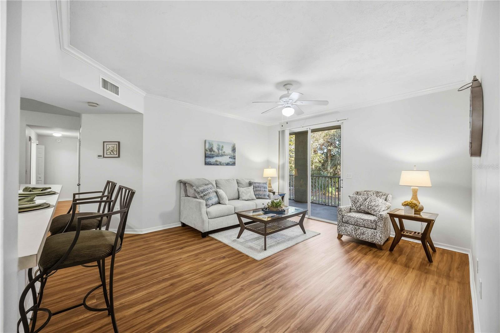 5721 BENTGRASS DR #20-104