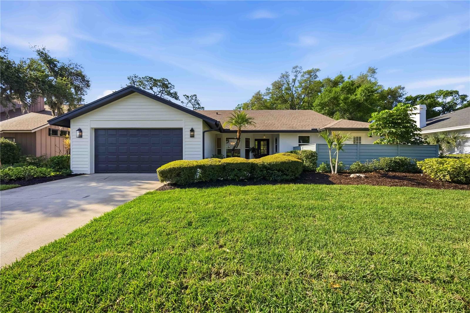 4420 OAK VIEW DR