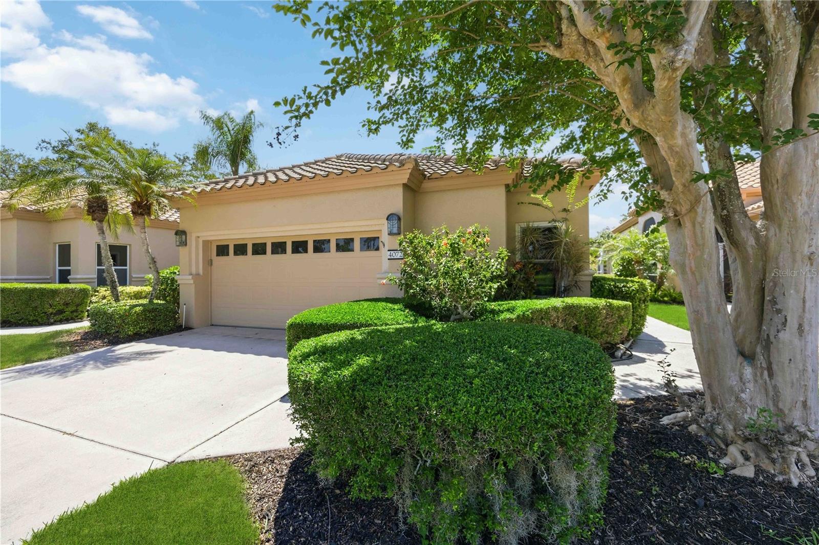 4072 JARDIN LN