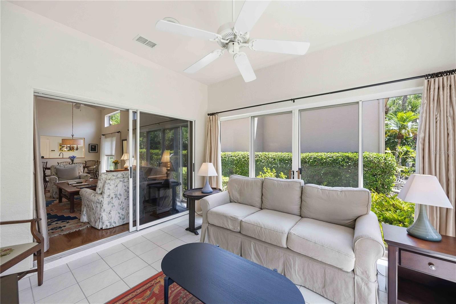 4072 JARDIN LN