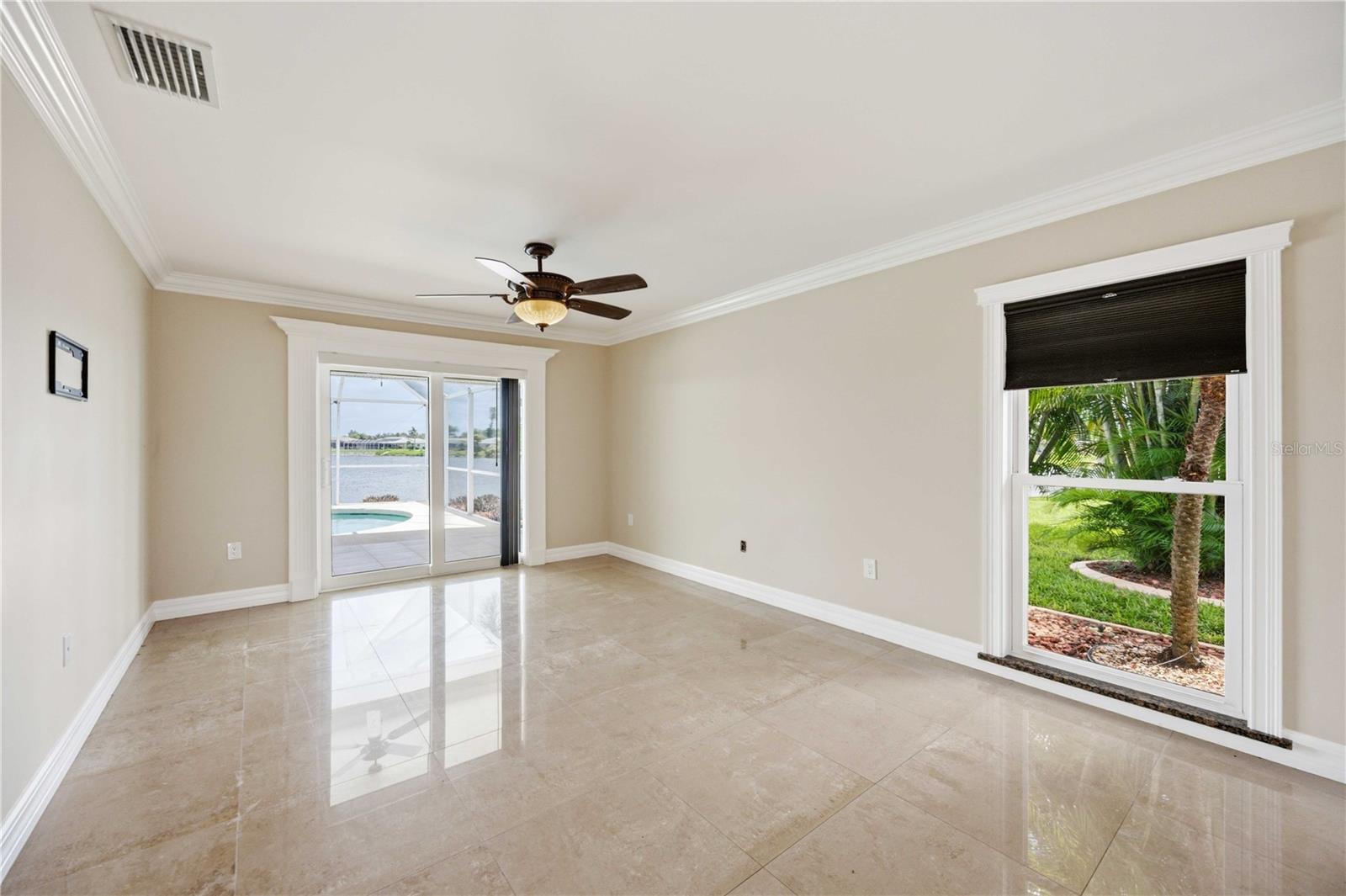 1714 CLAW CT