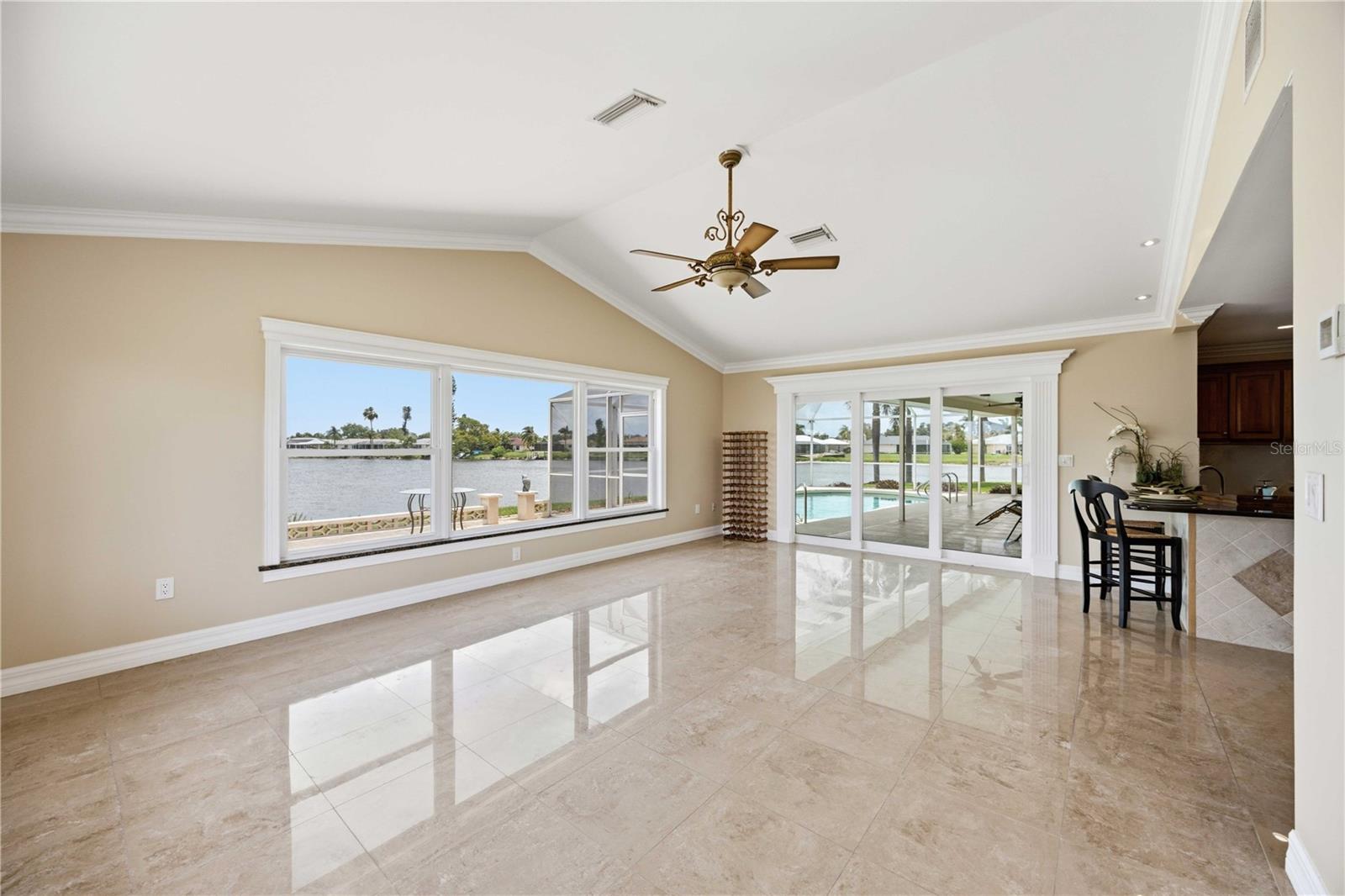 1714 CLAW CT