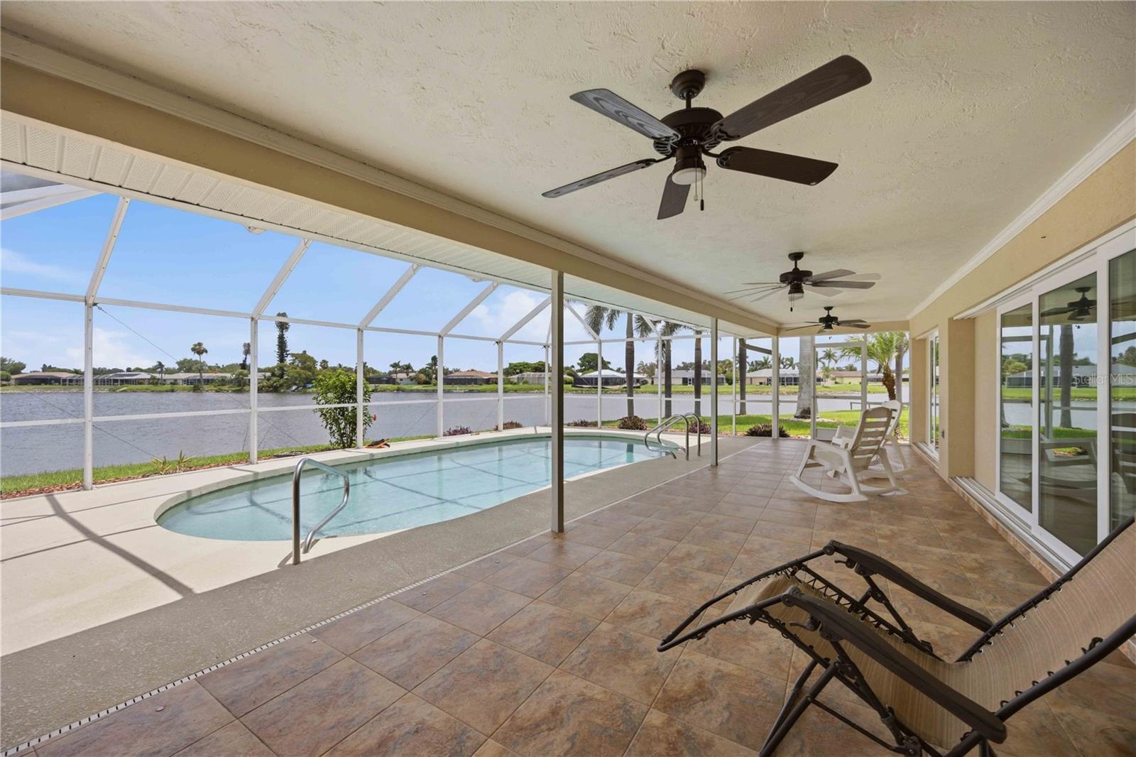 1714 CLAW CT