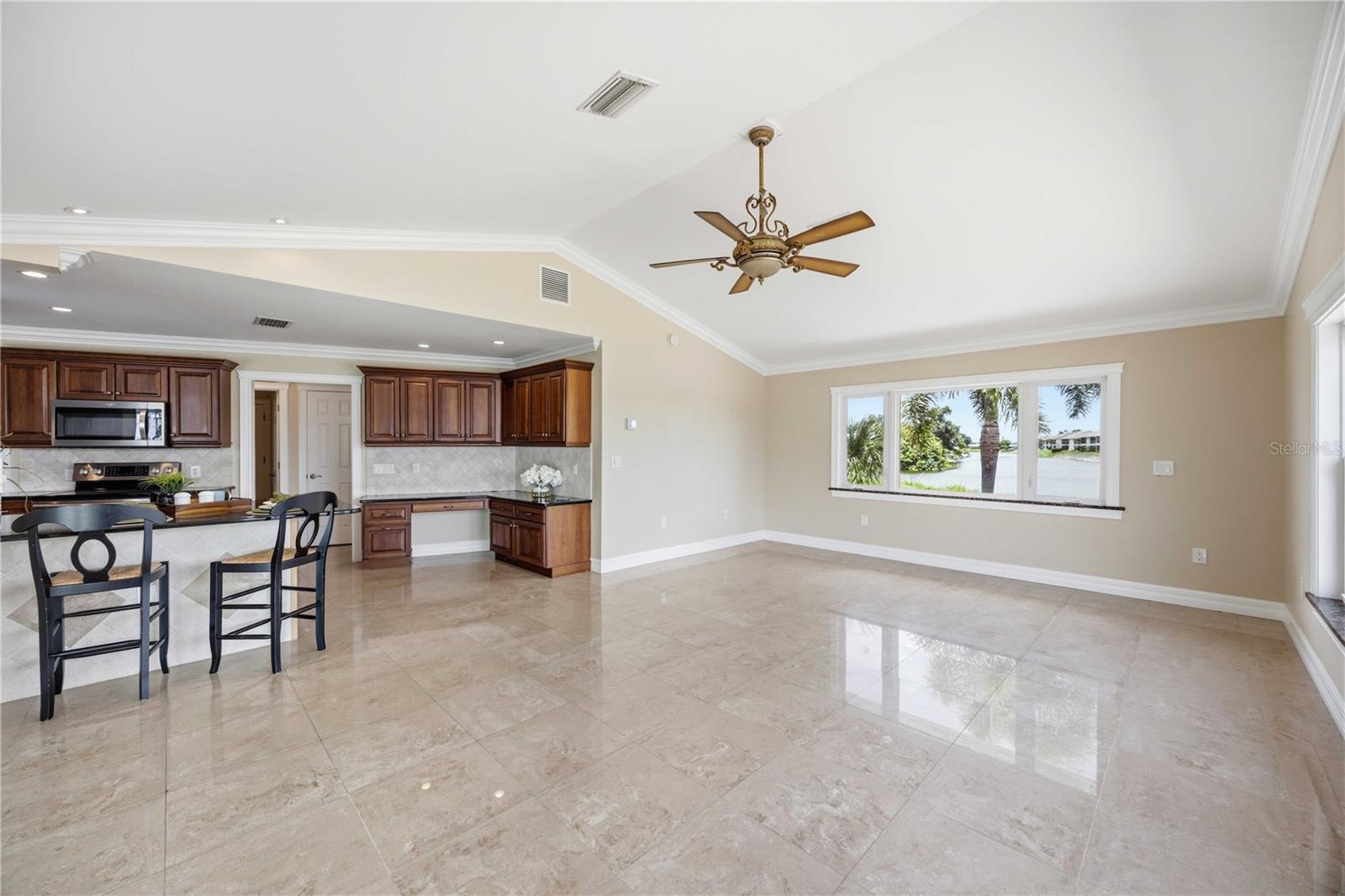 1714 CLAW CT