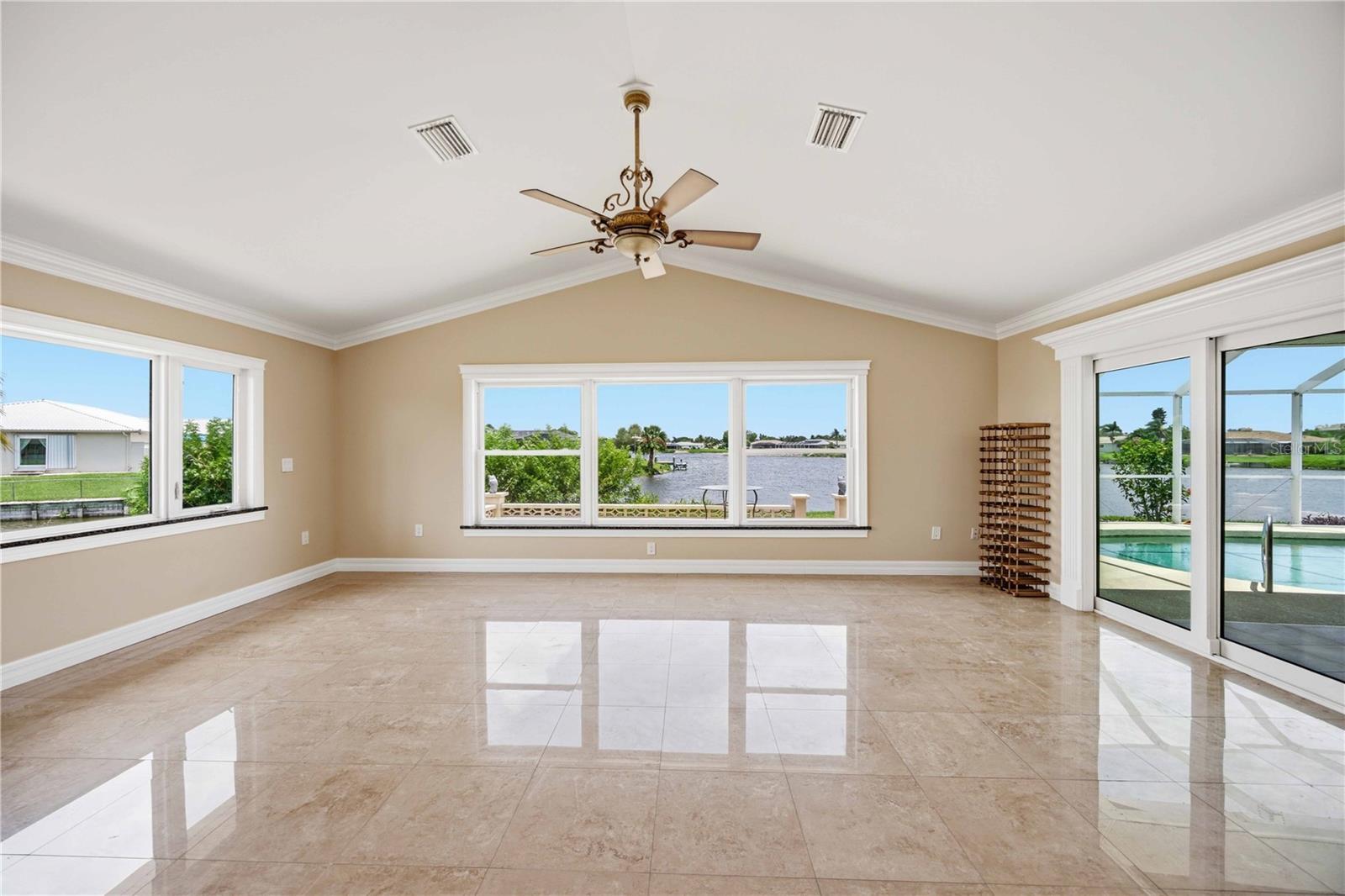 1714 CLAW CT