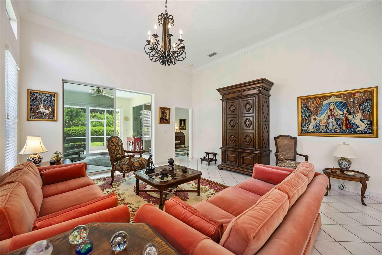 3852 AMAPOLA LN