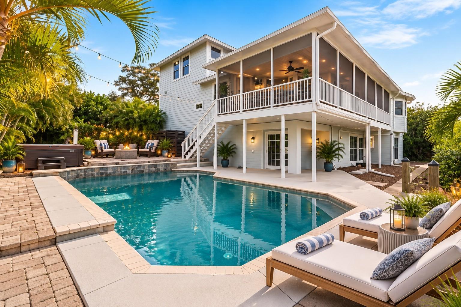 5544 DINAH LN