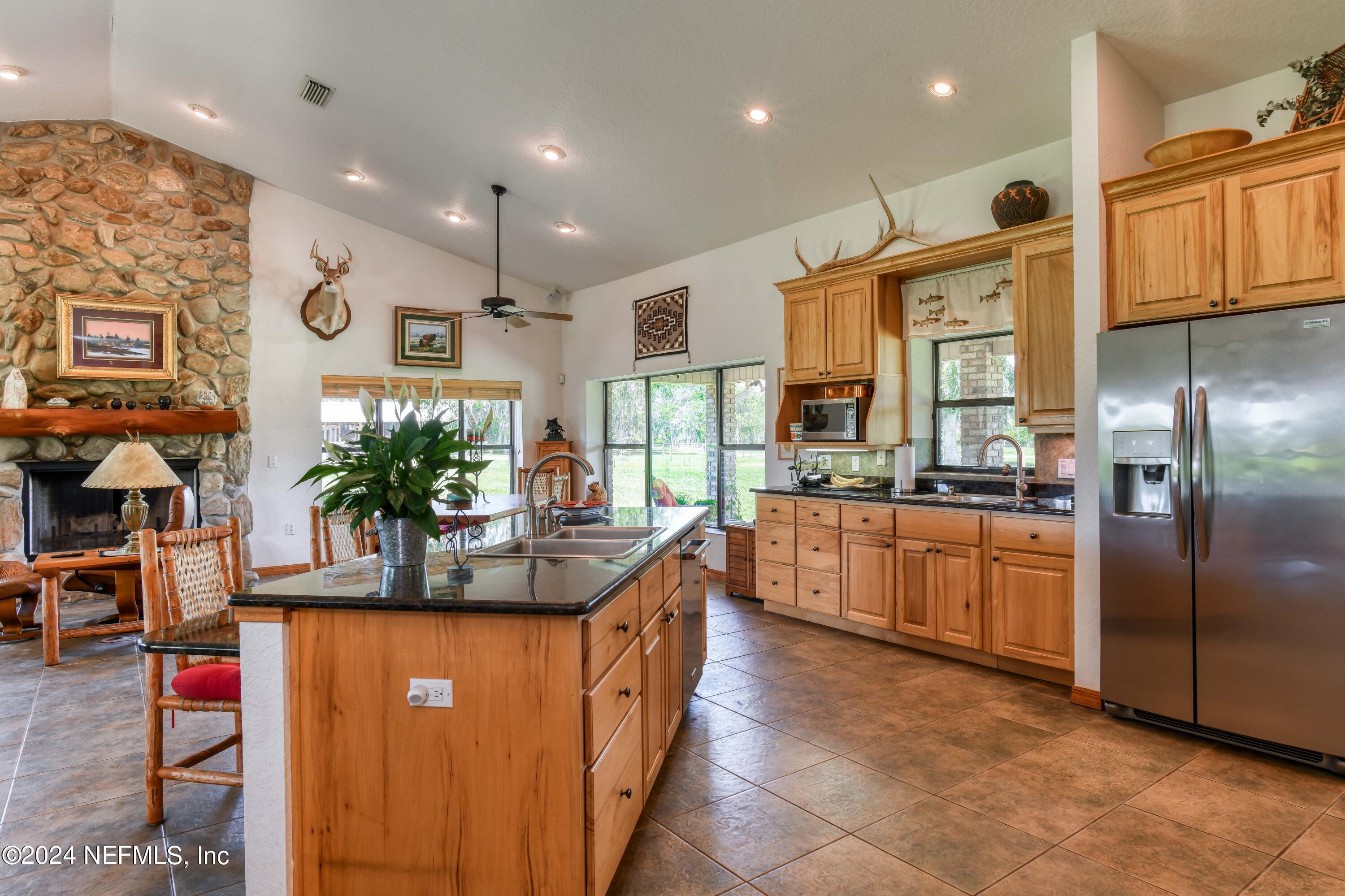 2490 CADE FERNERY Road