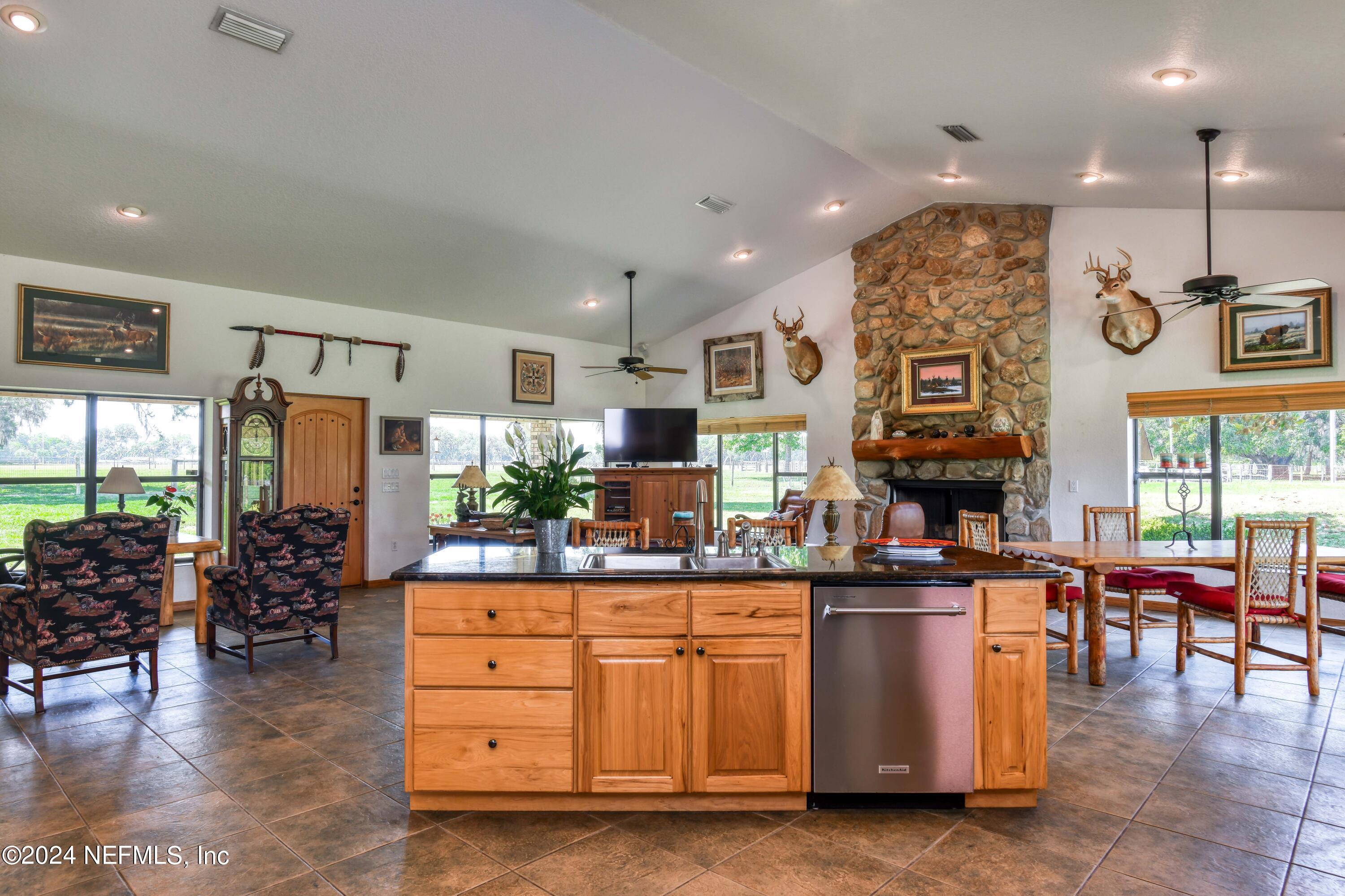 2490 CADE FERNERY Road