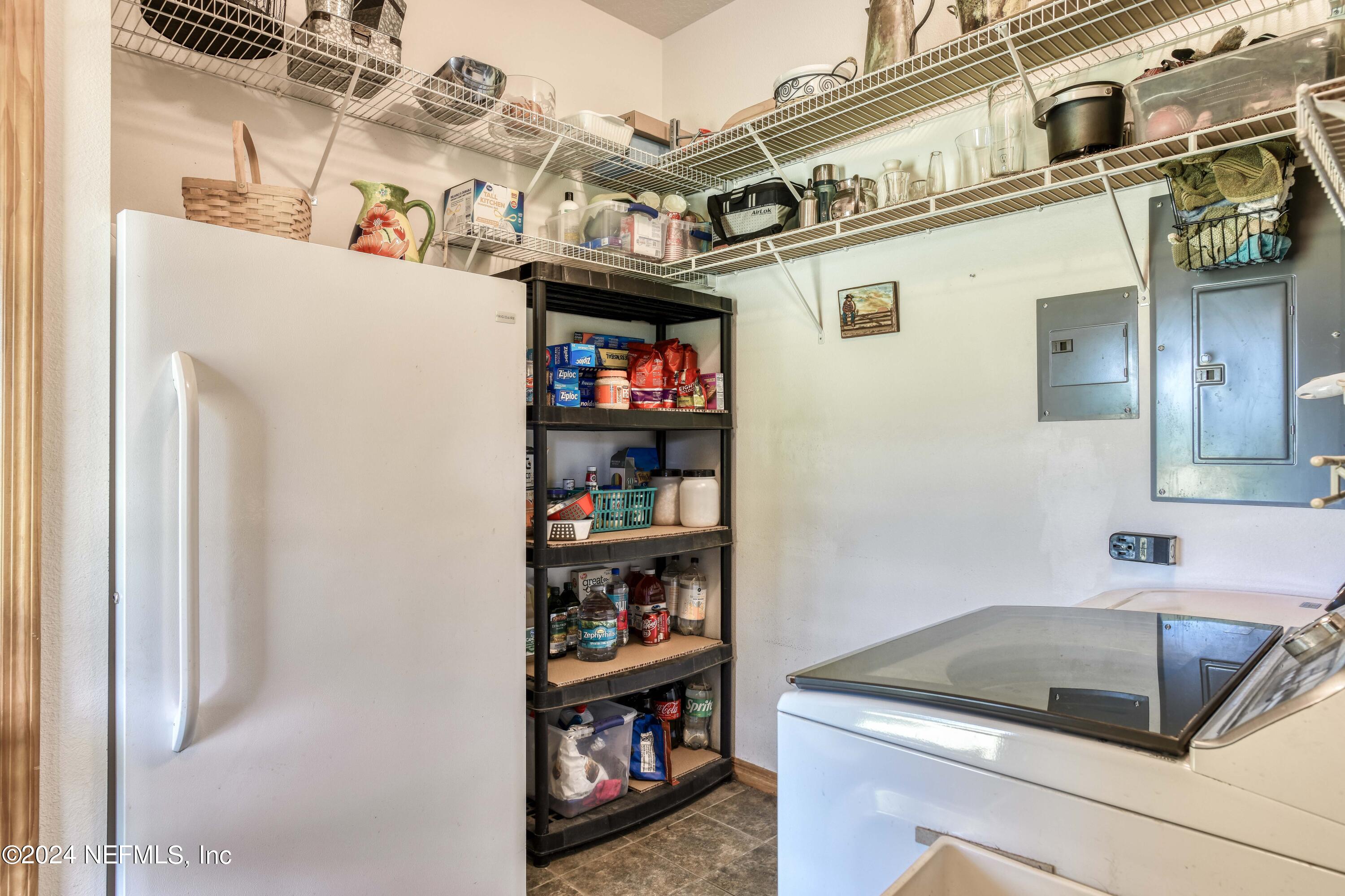 2490 CADE FERNERY Road