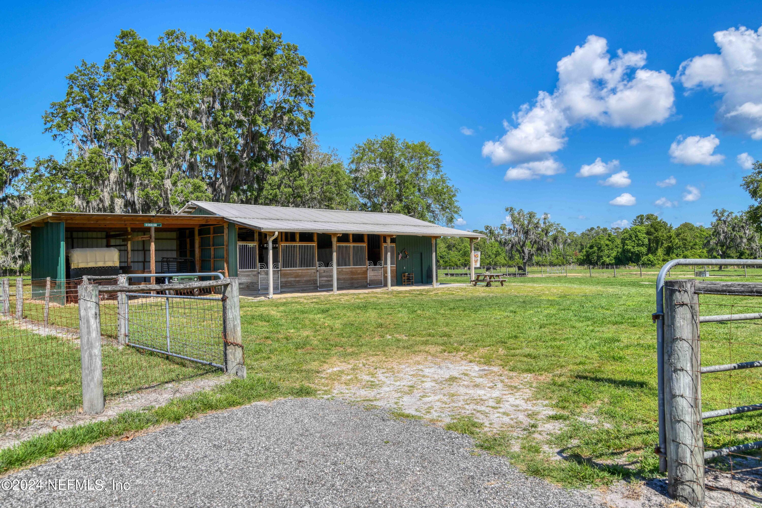 2490 CADE FERNERY Road