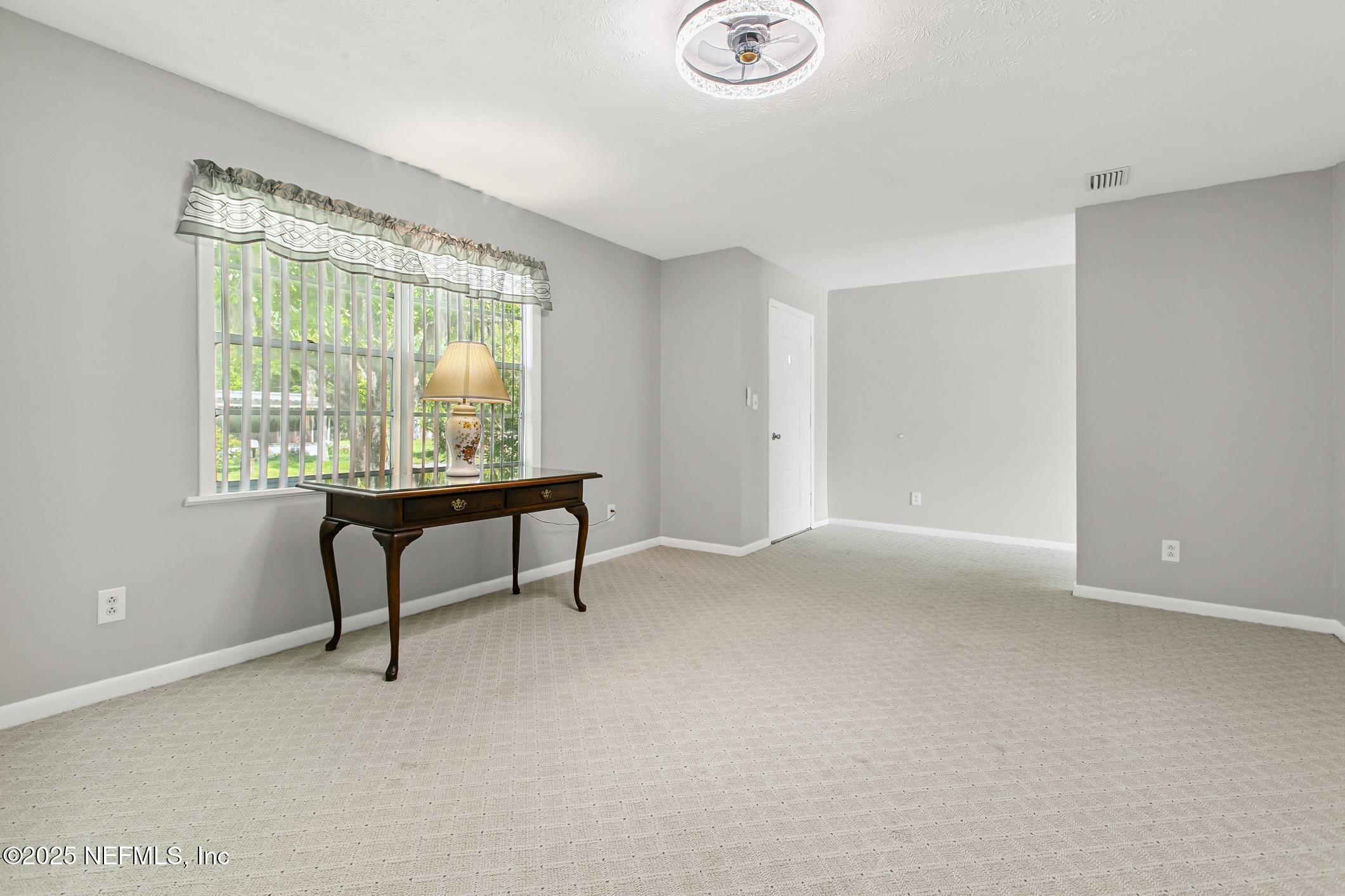 250 CRESCENT Lane