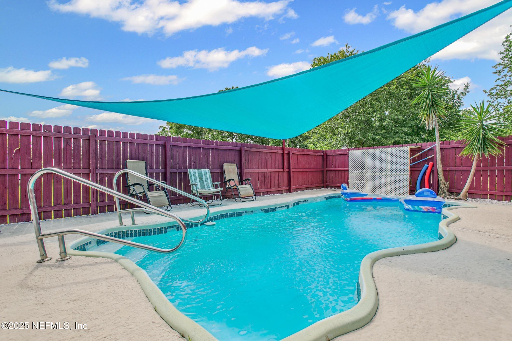 250 CRESCENT Lane