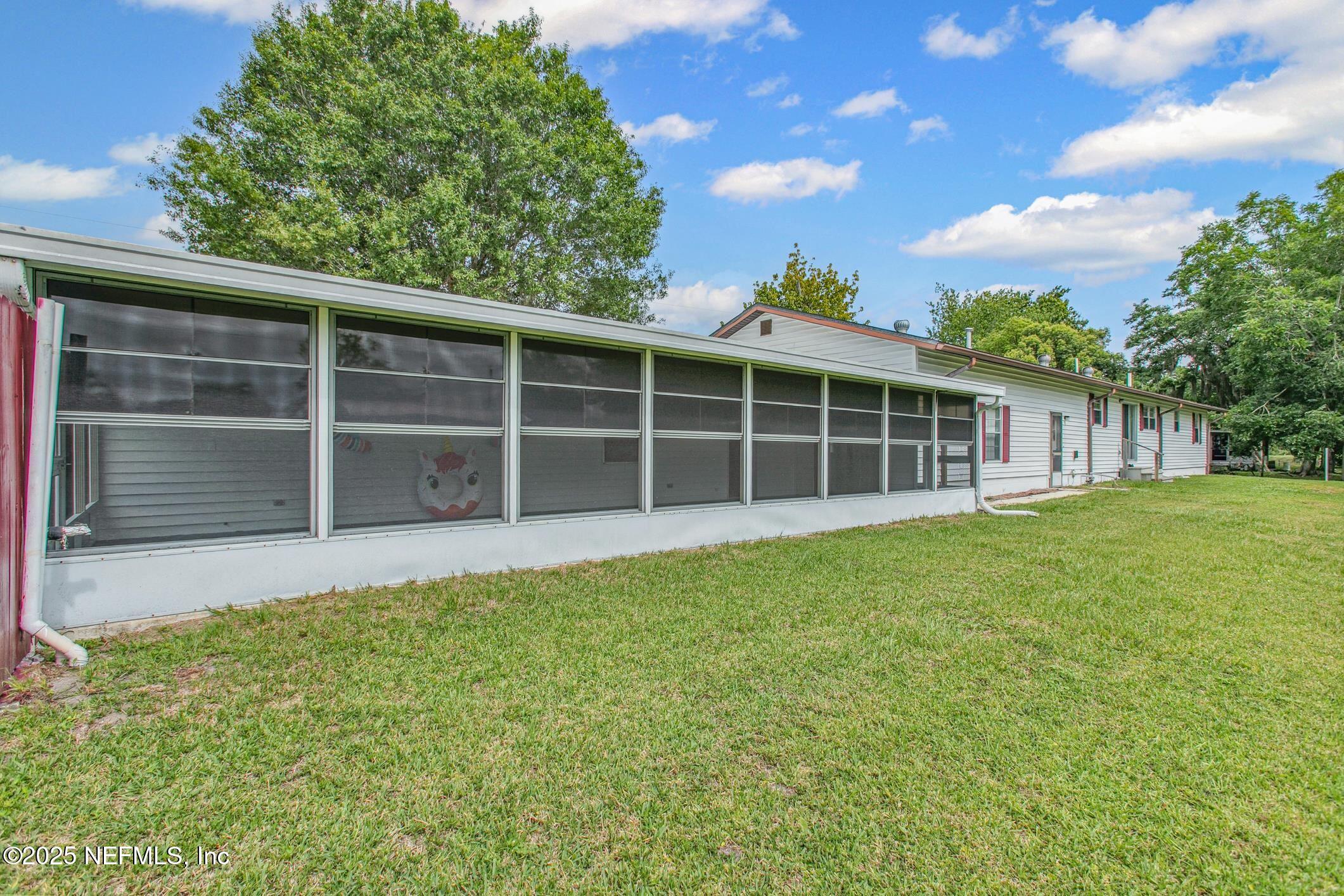 250 CRESCENT Lane