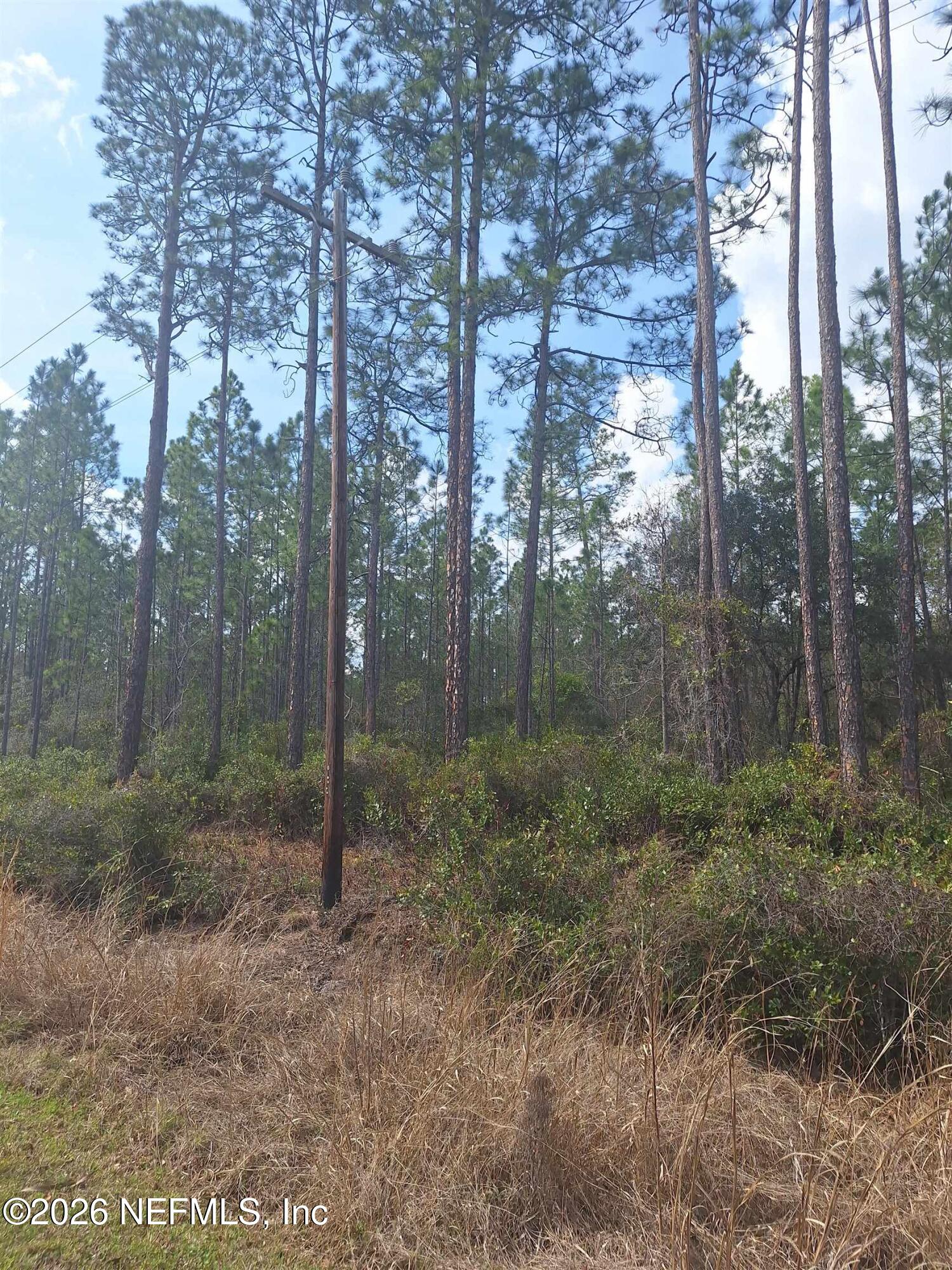 1758 S STATE ROAD 19