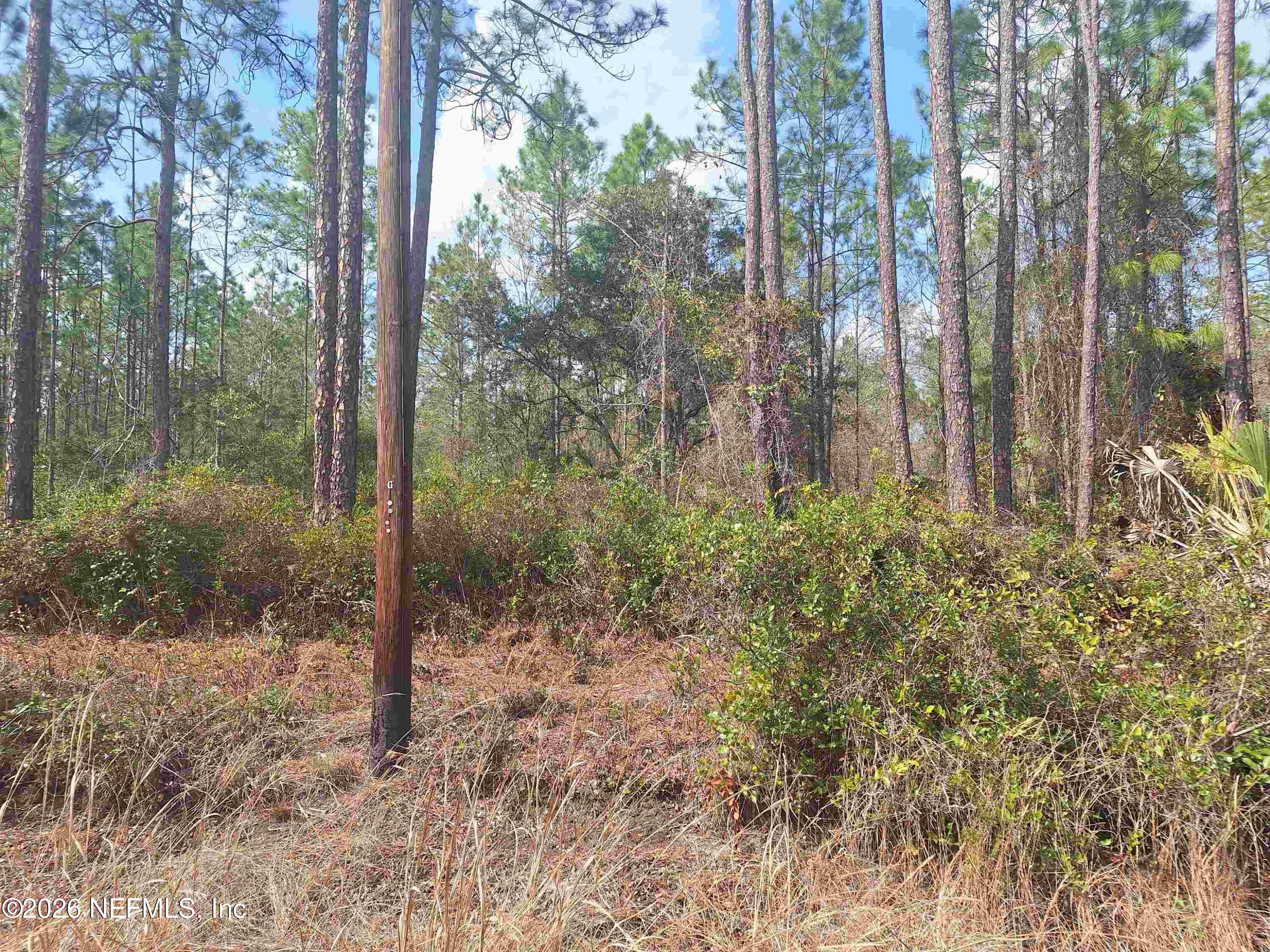 1758 S STATE ROAD 19