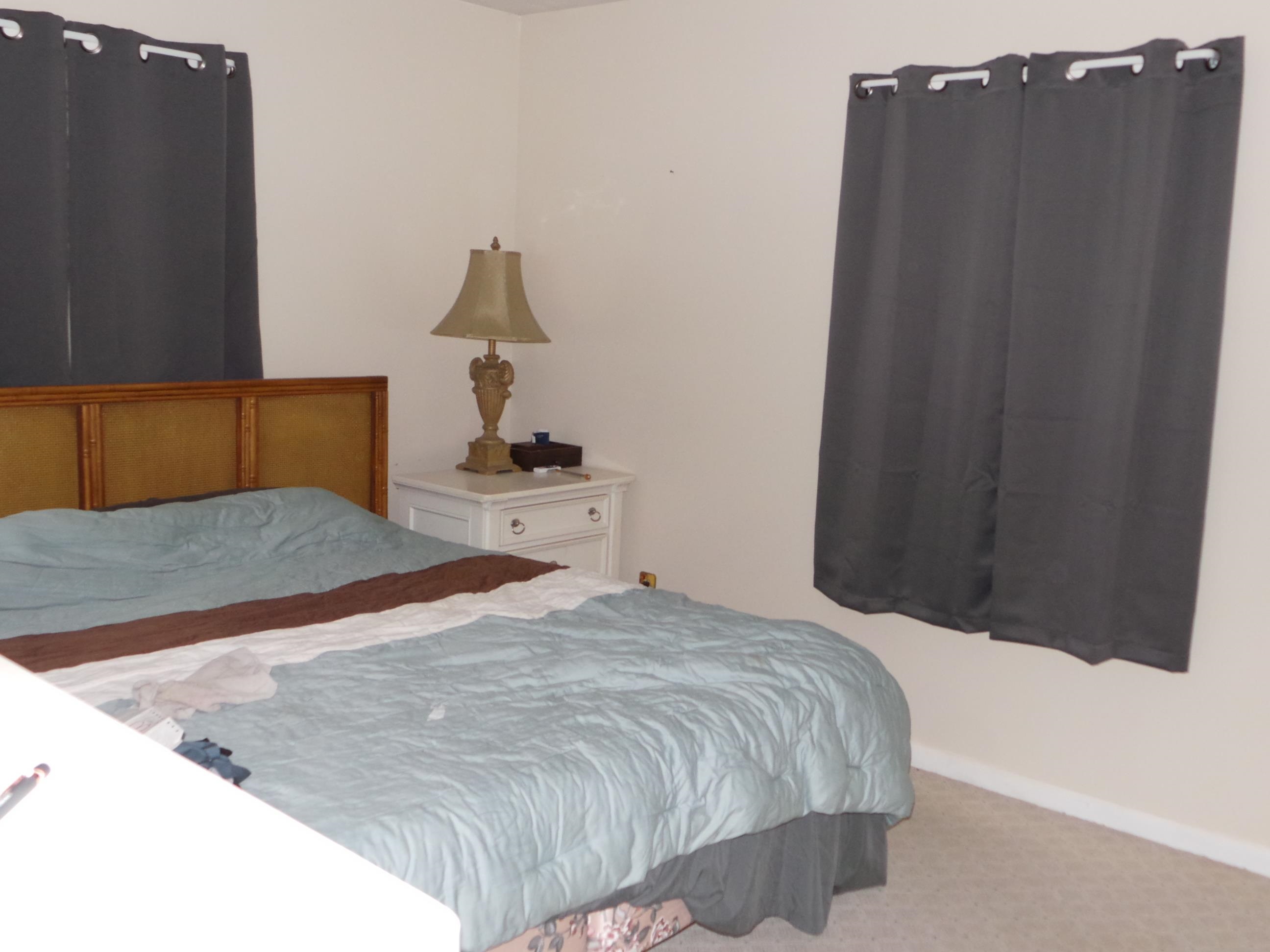 250 Crescent Lane ( with Pool)