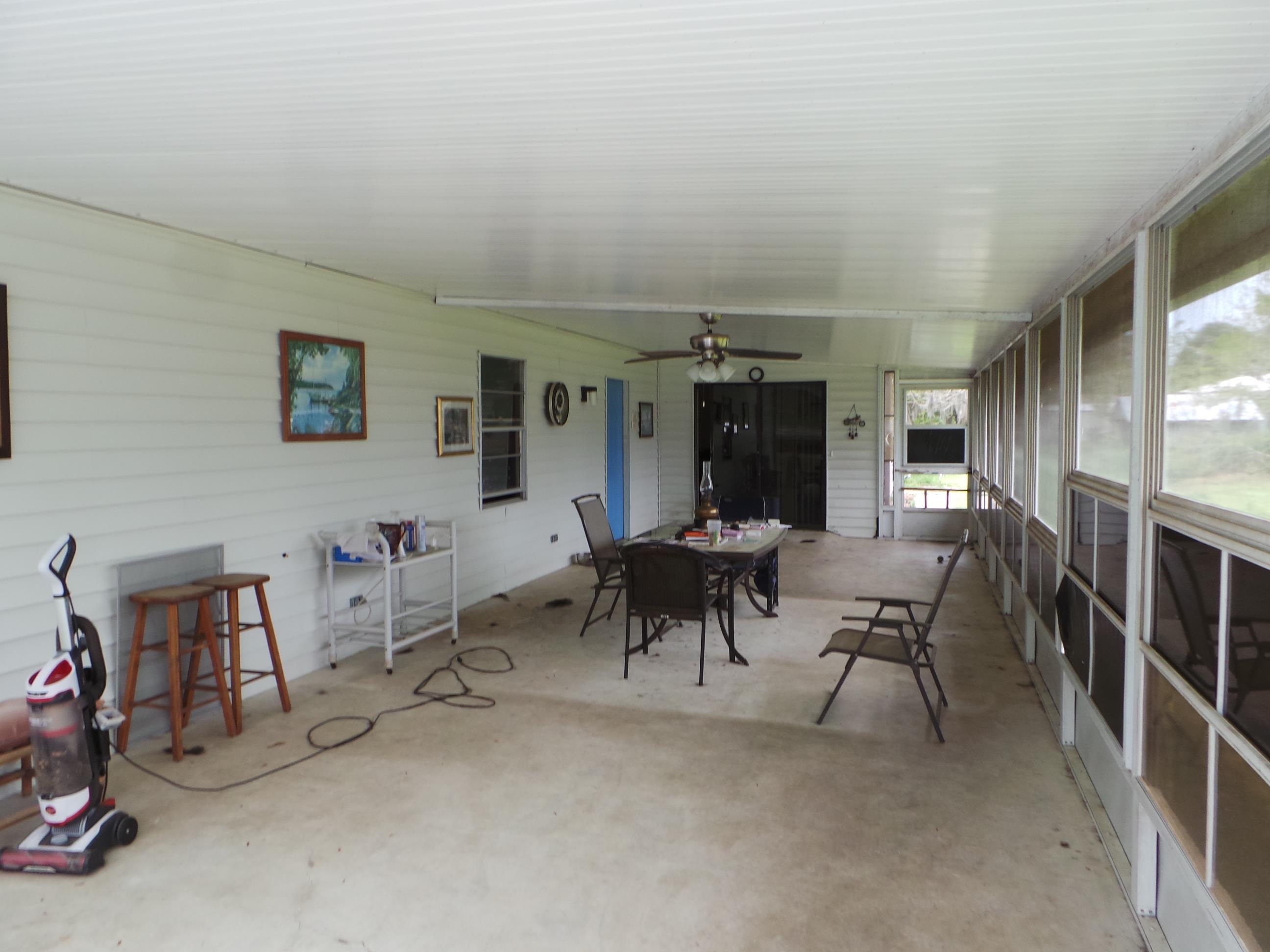 250 Crescent Lane ( with Pool)