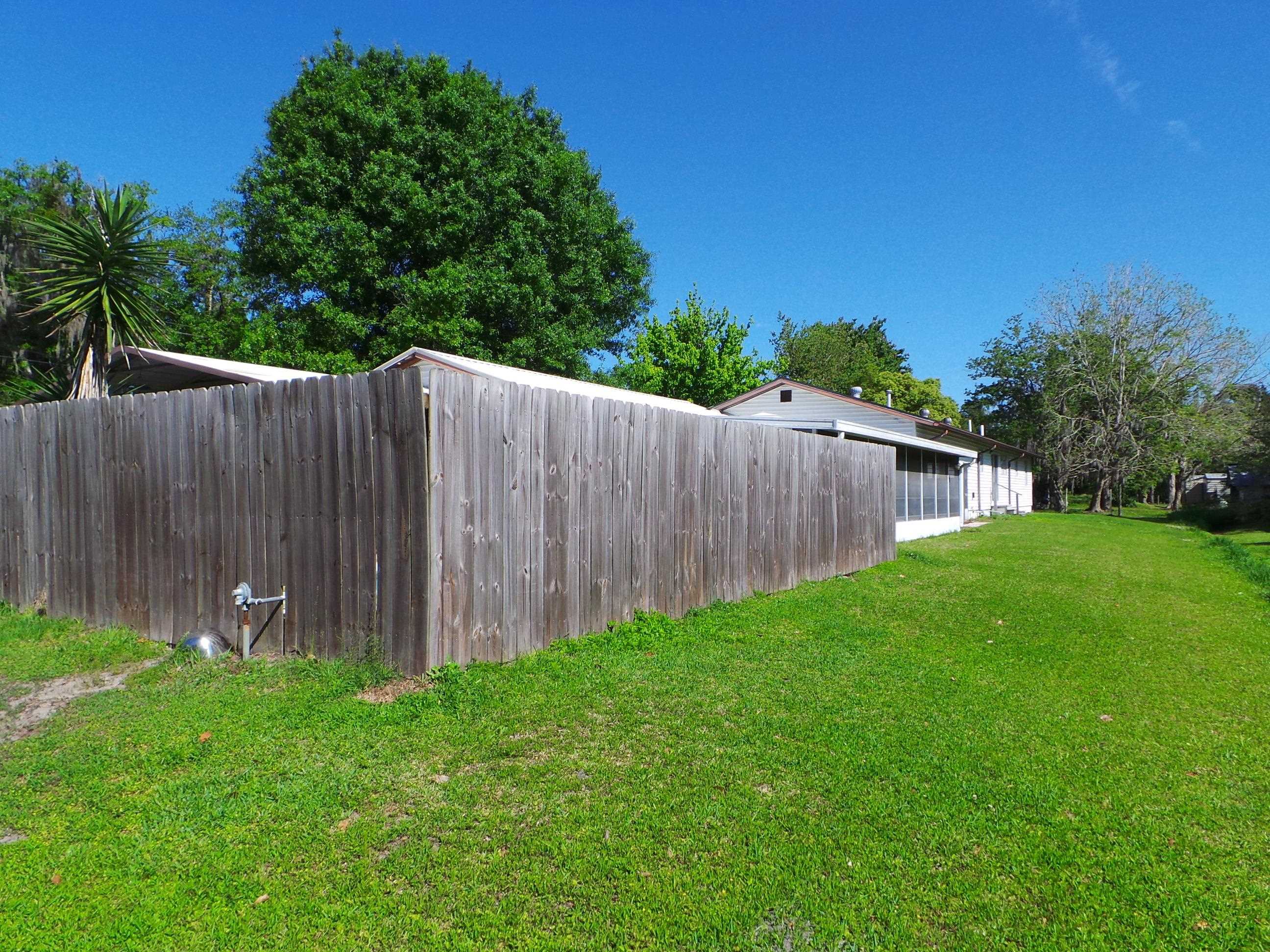 250 Crescent Lane ( with Pool)