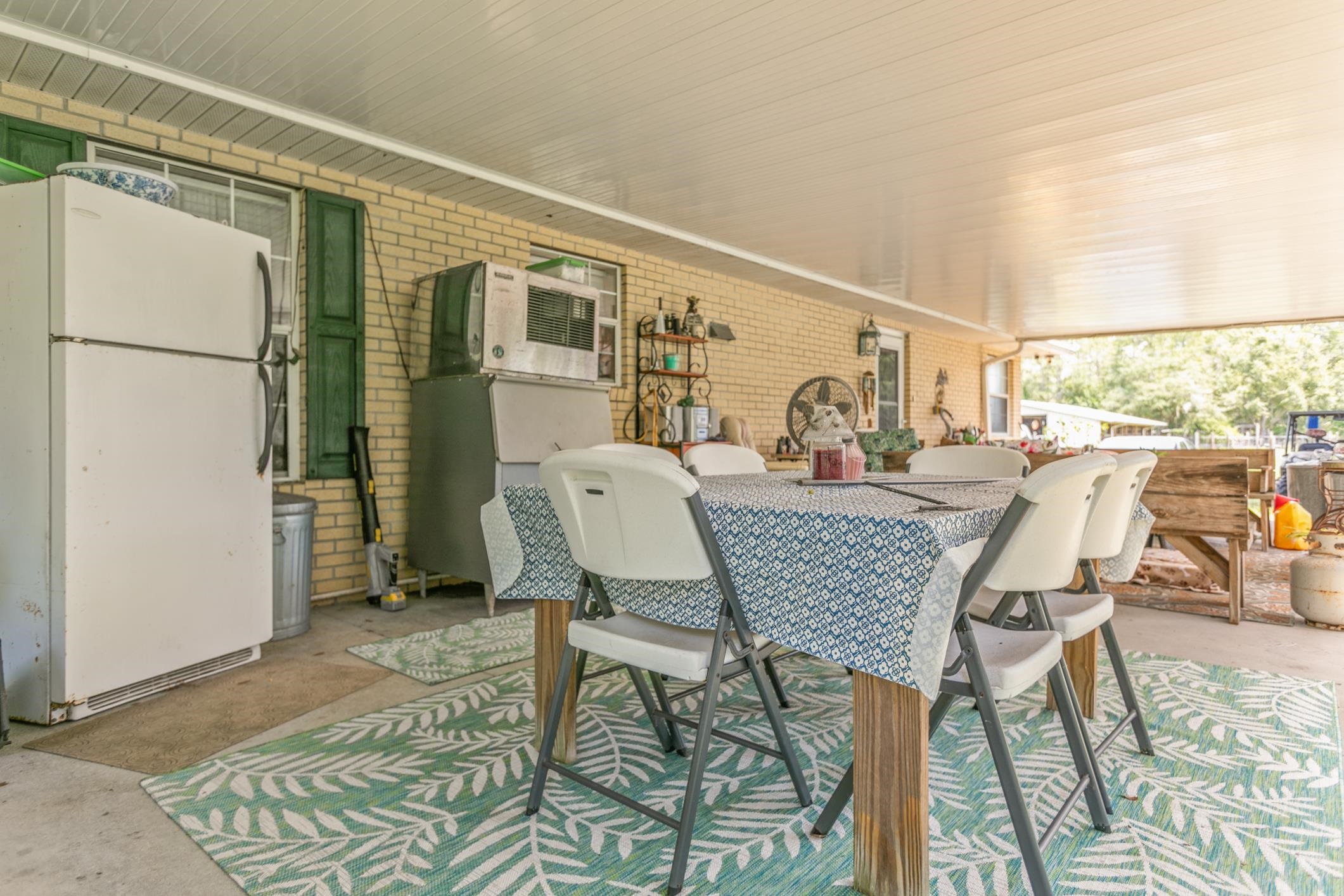 601 Harris Fish Camp Rd