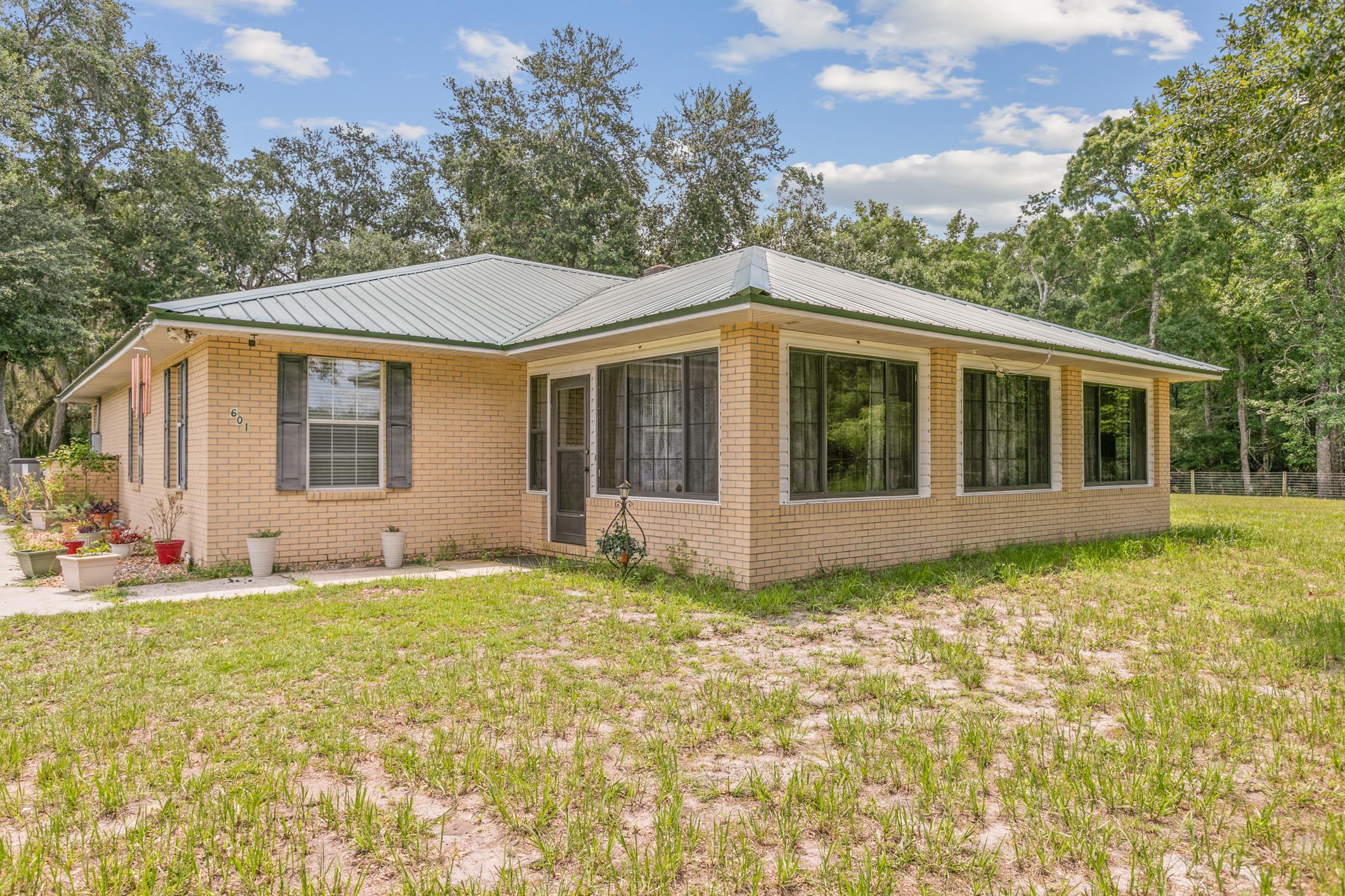601 Harris Fish Camp Rd
