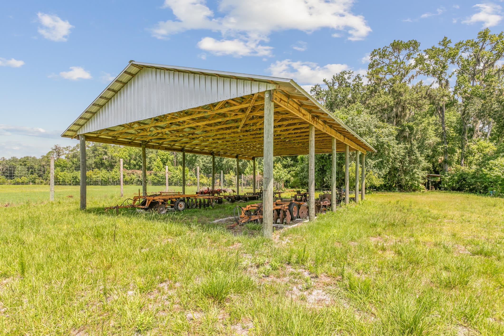 601 Harris Fish Camp Rd